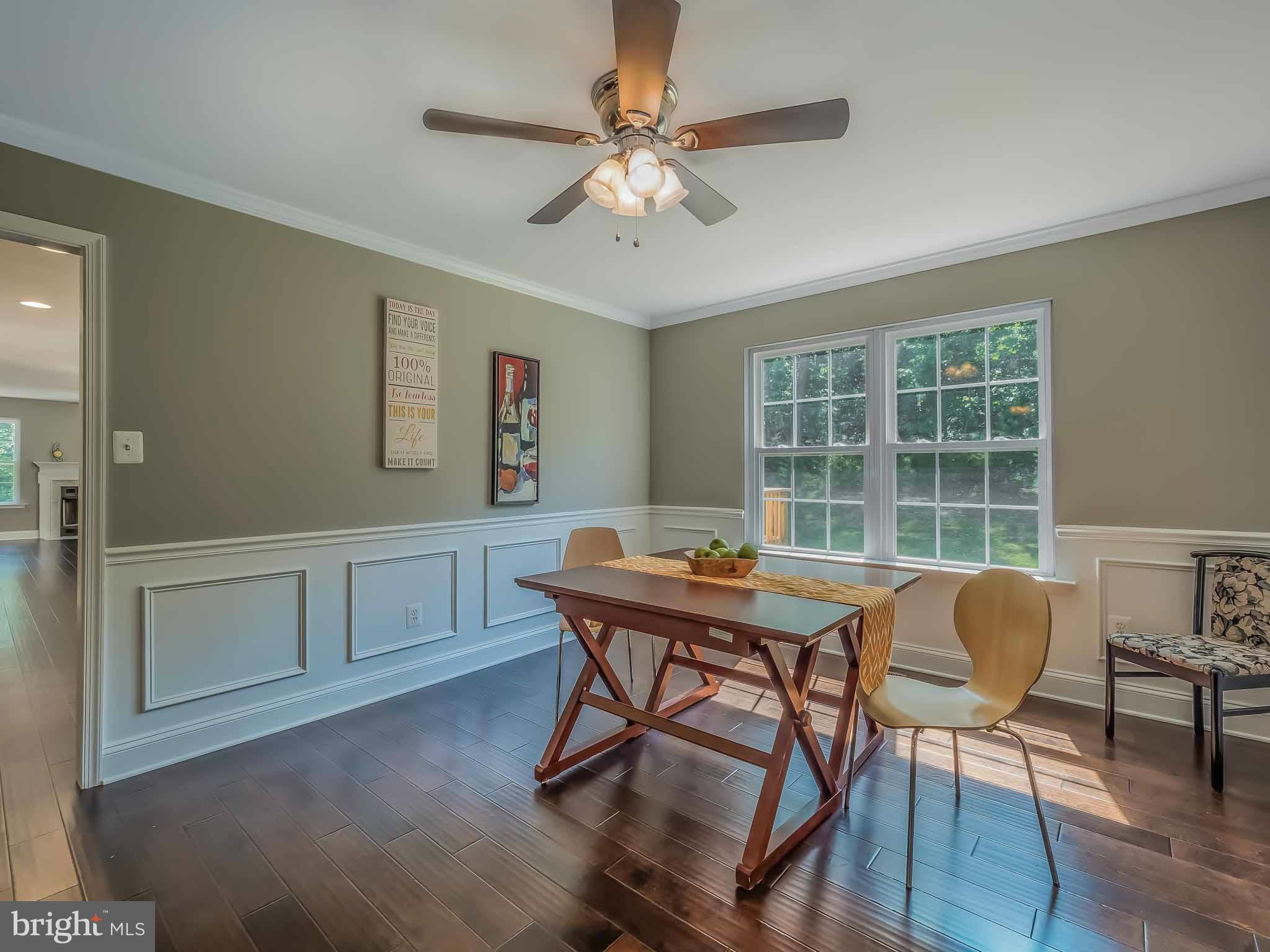 COVE LAKE - Residential