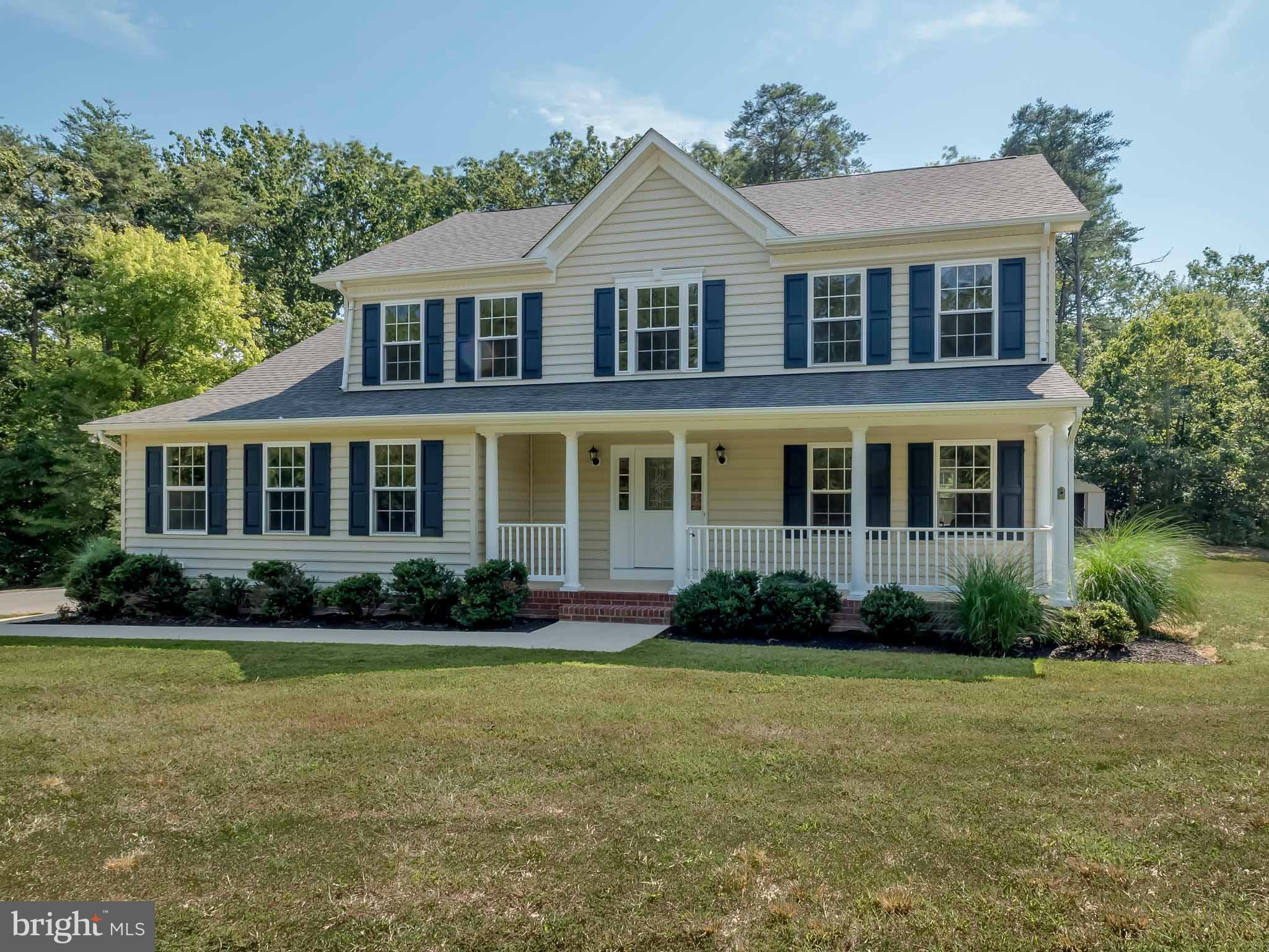 COVE LAKE - Residential