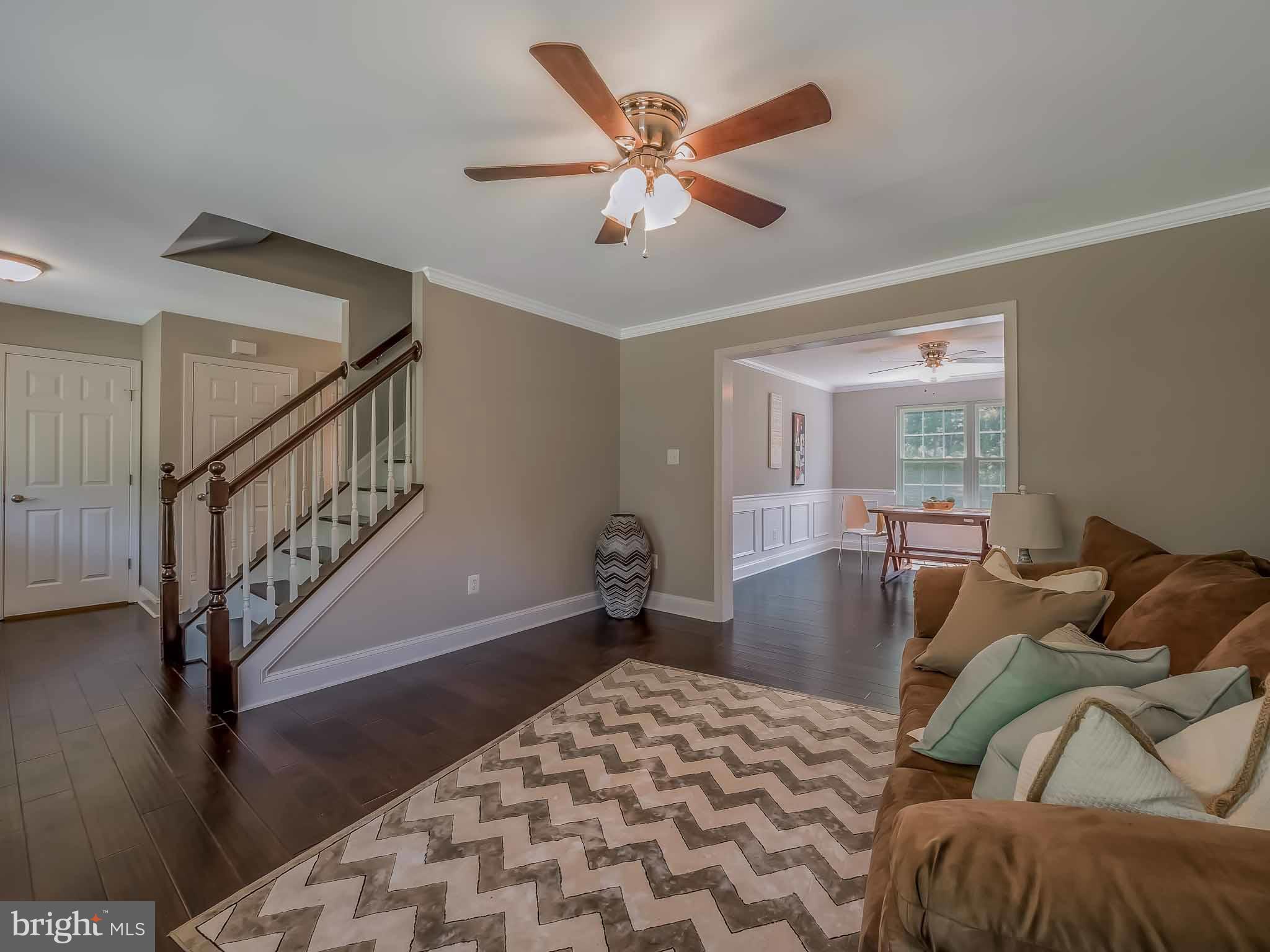 COVE LAKE - Residential