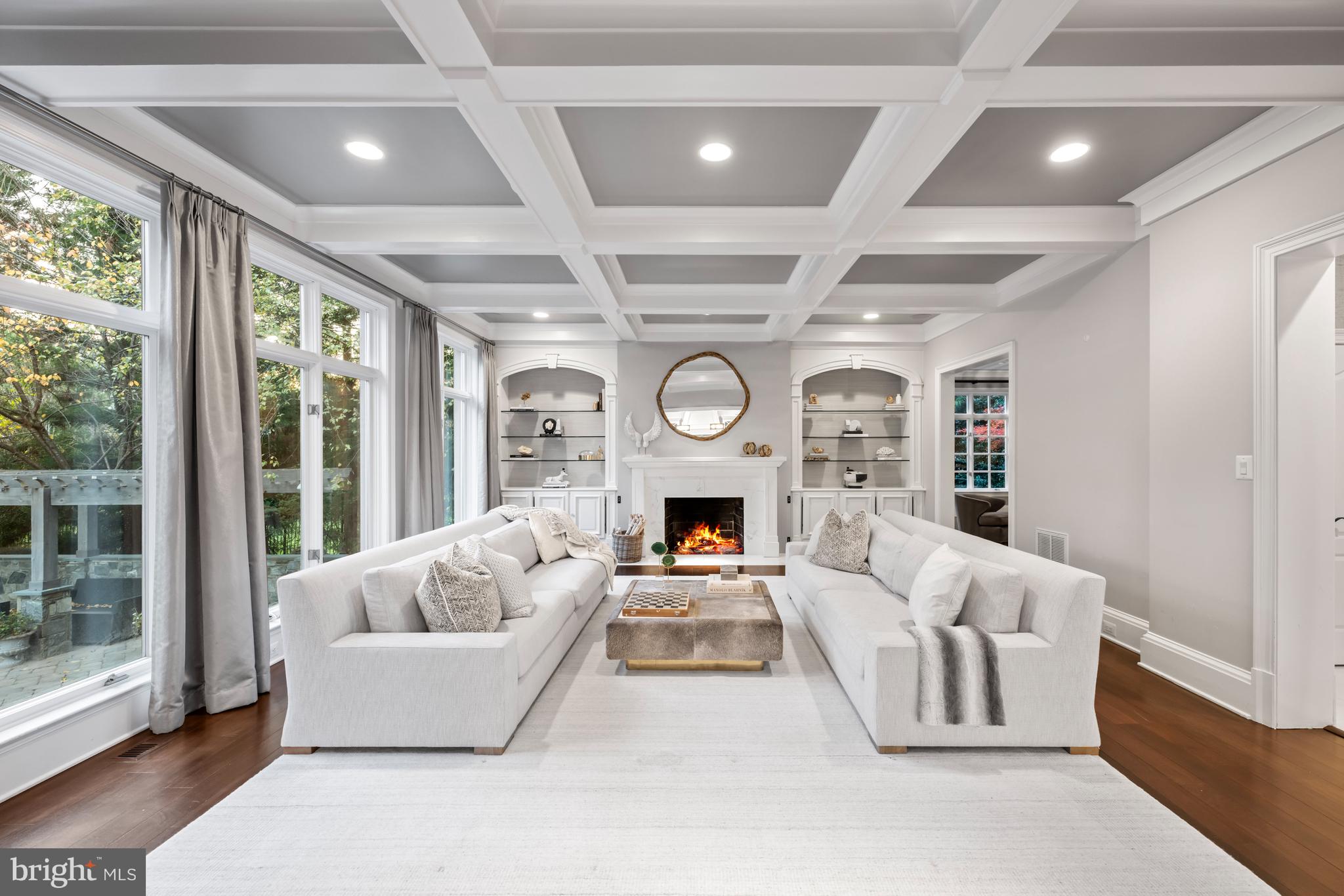 FOXHALL OF MCLEAN - Residential