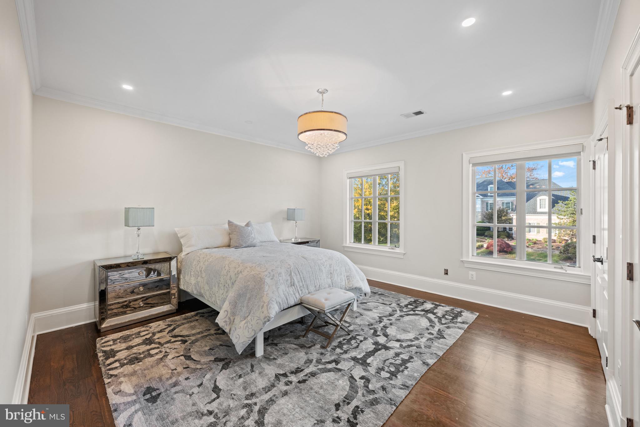 FOXHALL OF MCLEAN - Residential