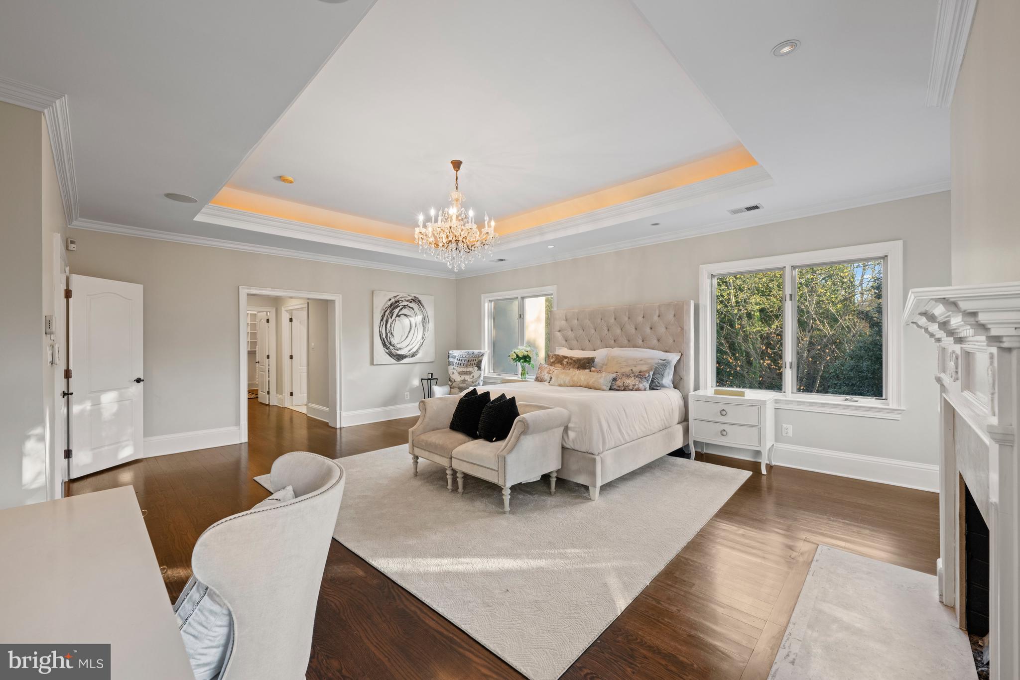 FOXHALL OF MCLEAN - Residential