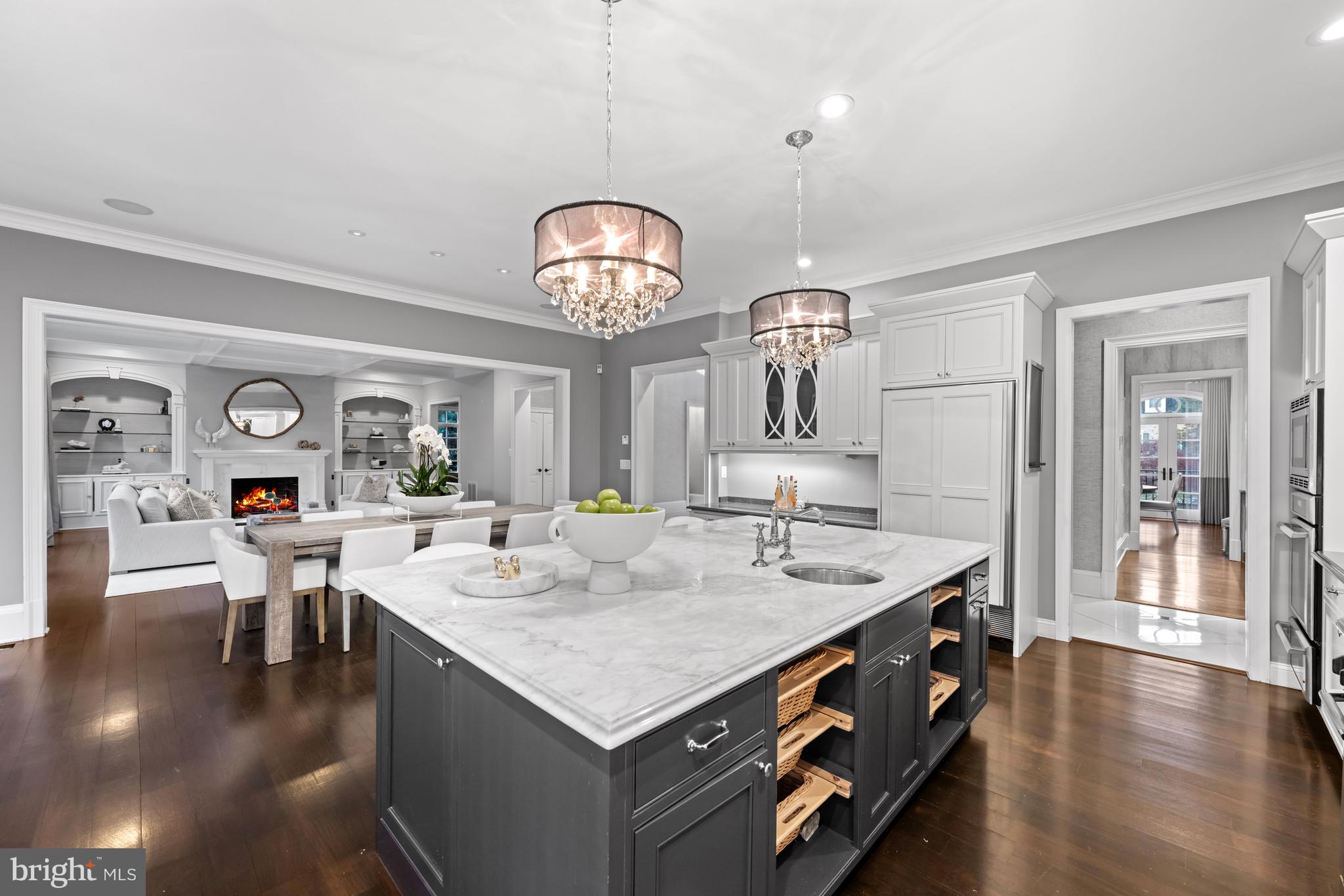 FOXHALL OF MCLEAN - Residential