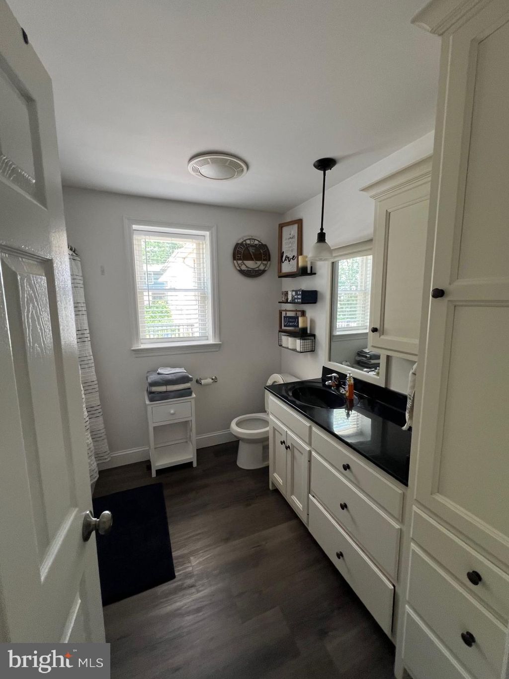 Photo of 92 W Main Street, LEOLA, PA 17540 (MLS # PALA2073590)