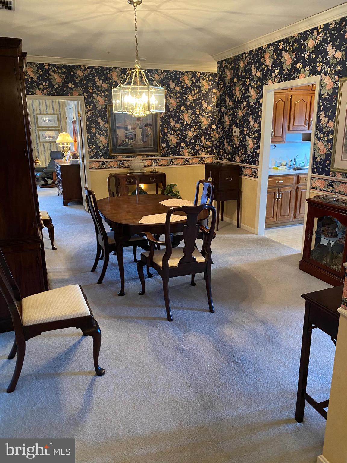 ALBERT COURTS - Residential