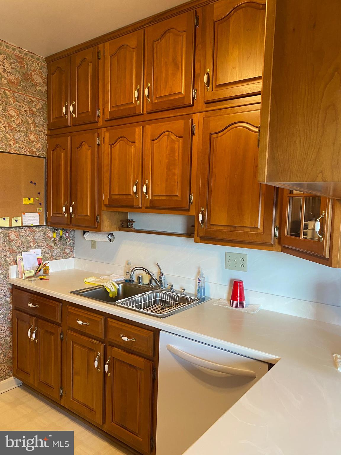 ALBERT COURTS - Residential