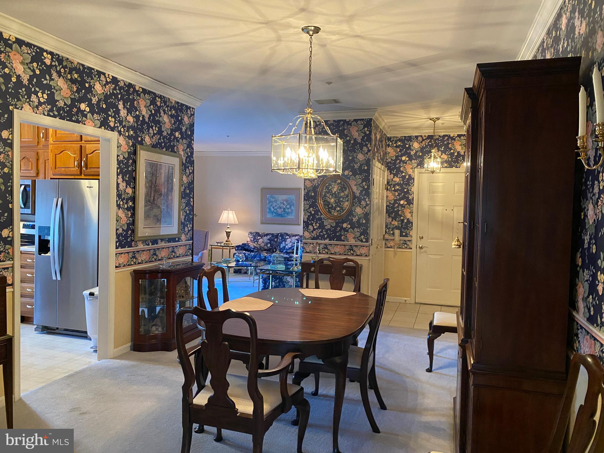 ALBERT COURTS - Residential