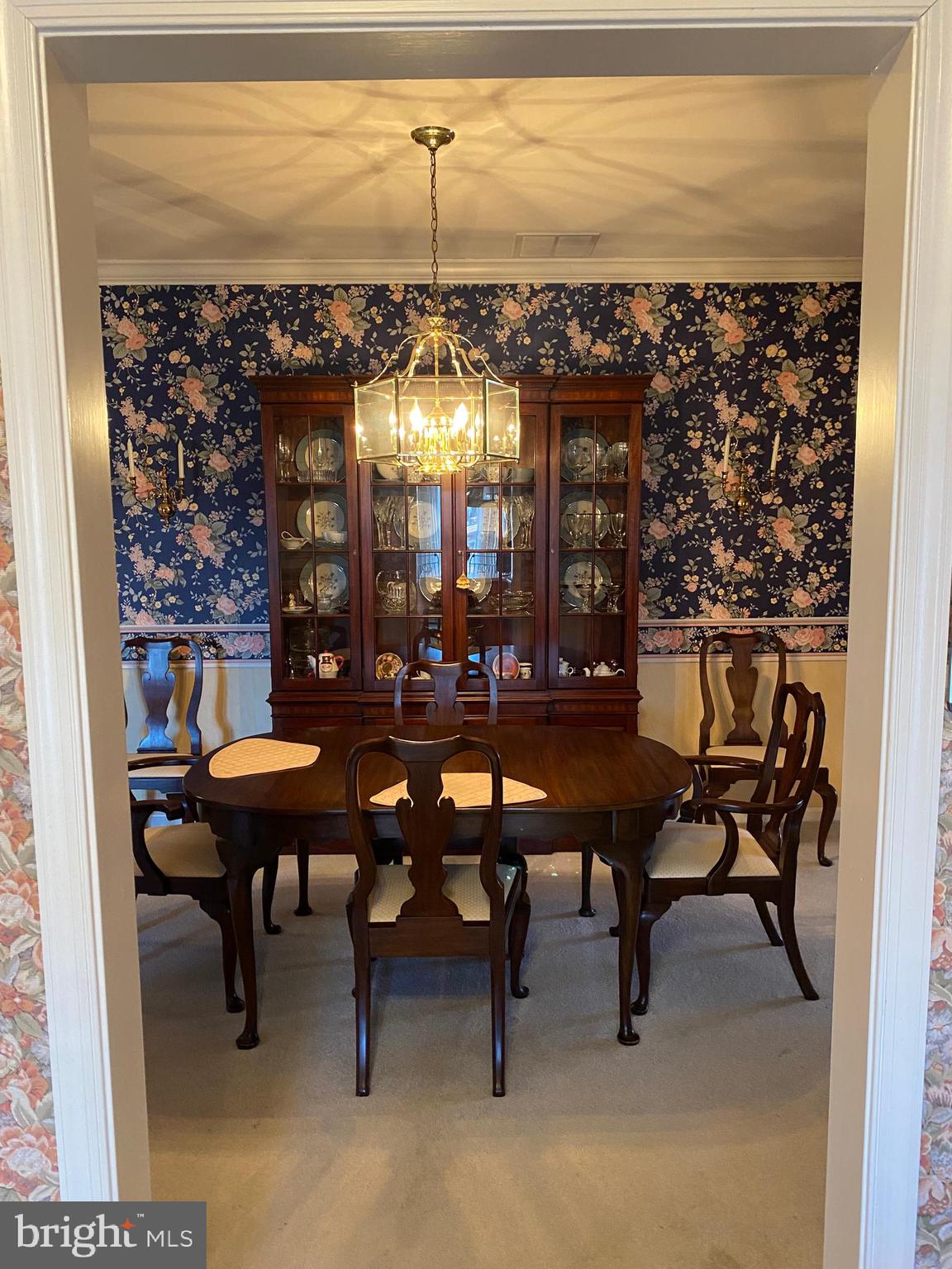 ALBERT COURTS - Residential