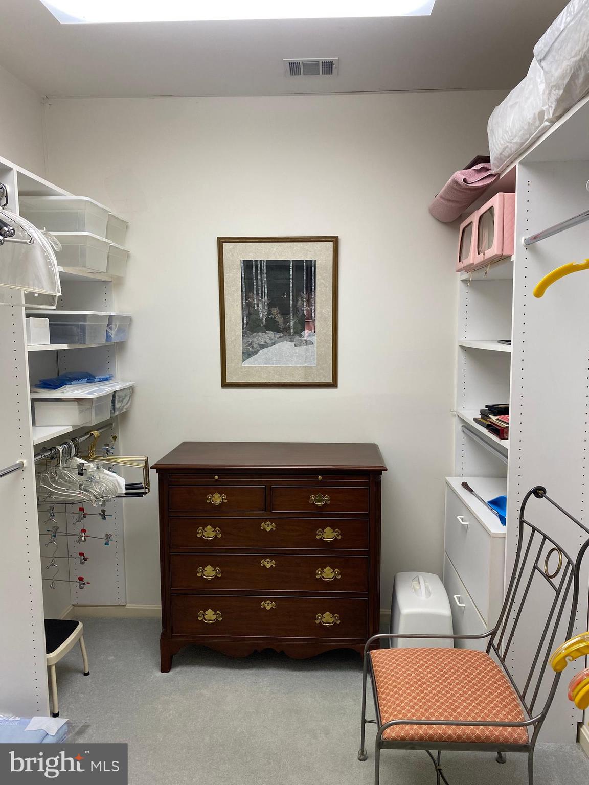 ALBERT COURTS - Residential