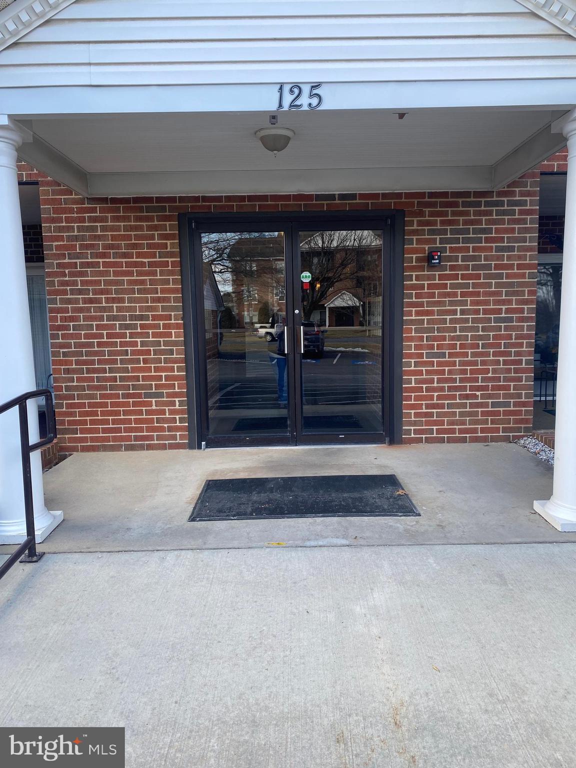 ALBERT COURTS - Residential