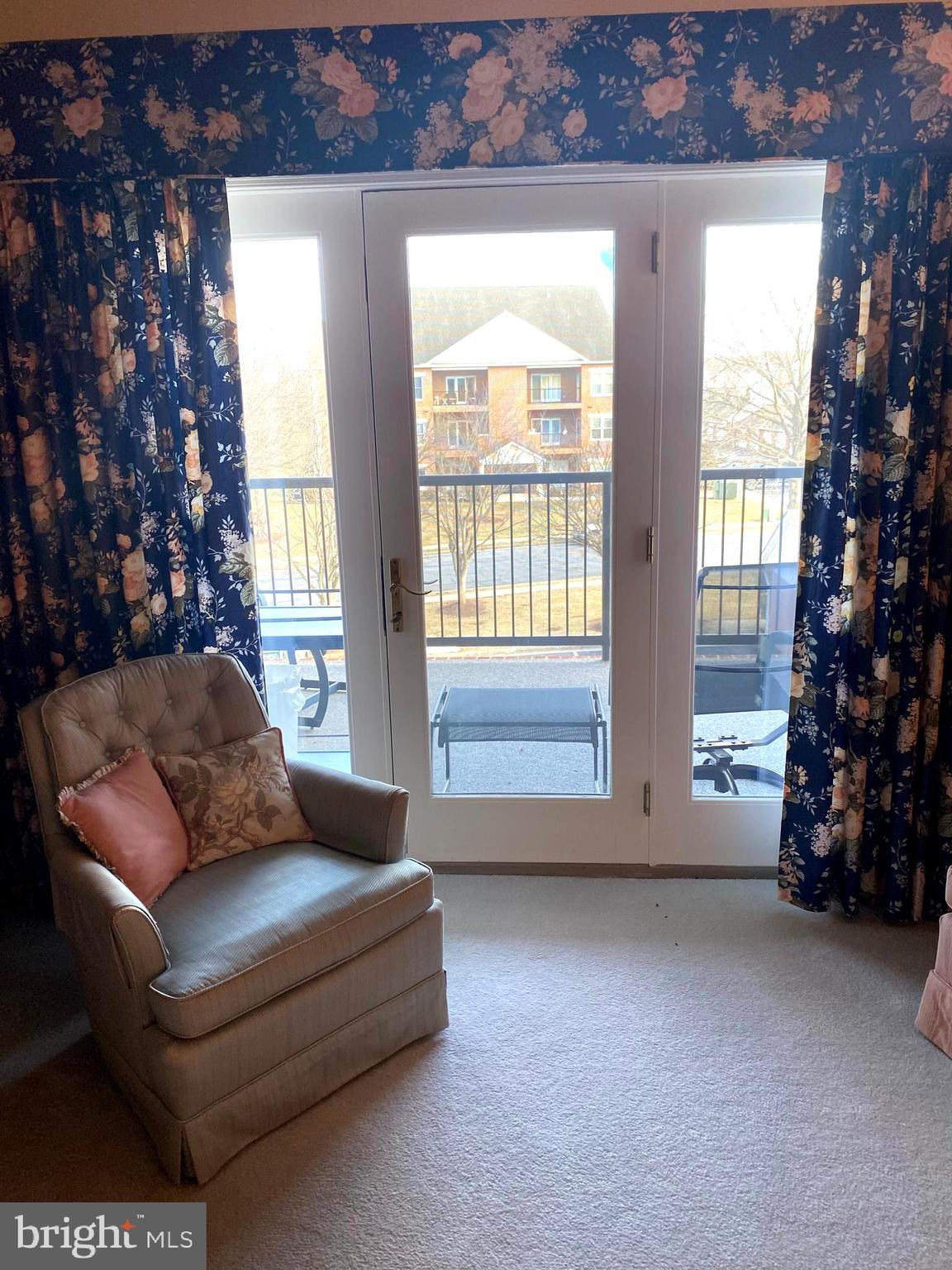 ALBERT COURTS - Residential