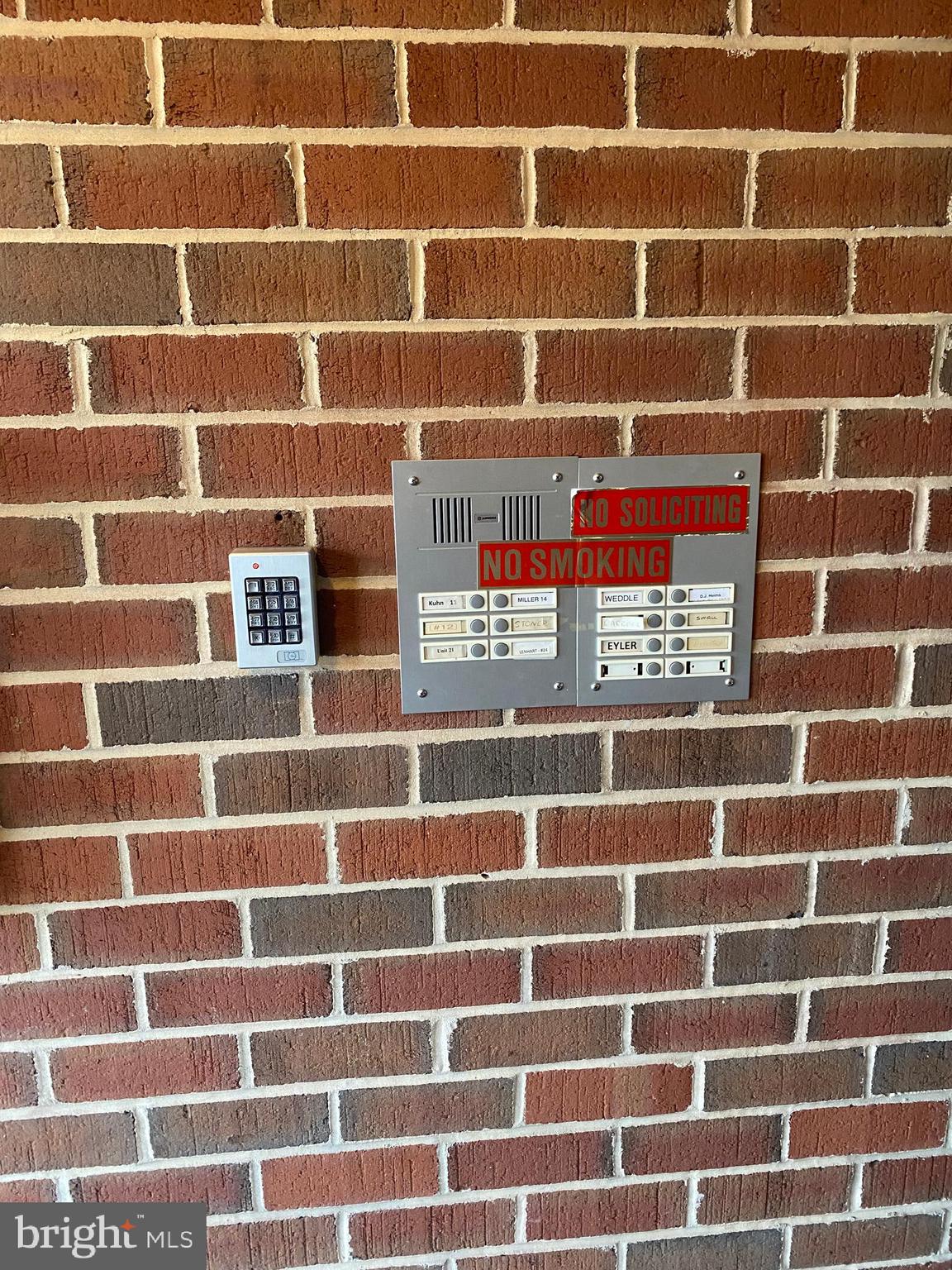 ALBERT COURTS - Residential