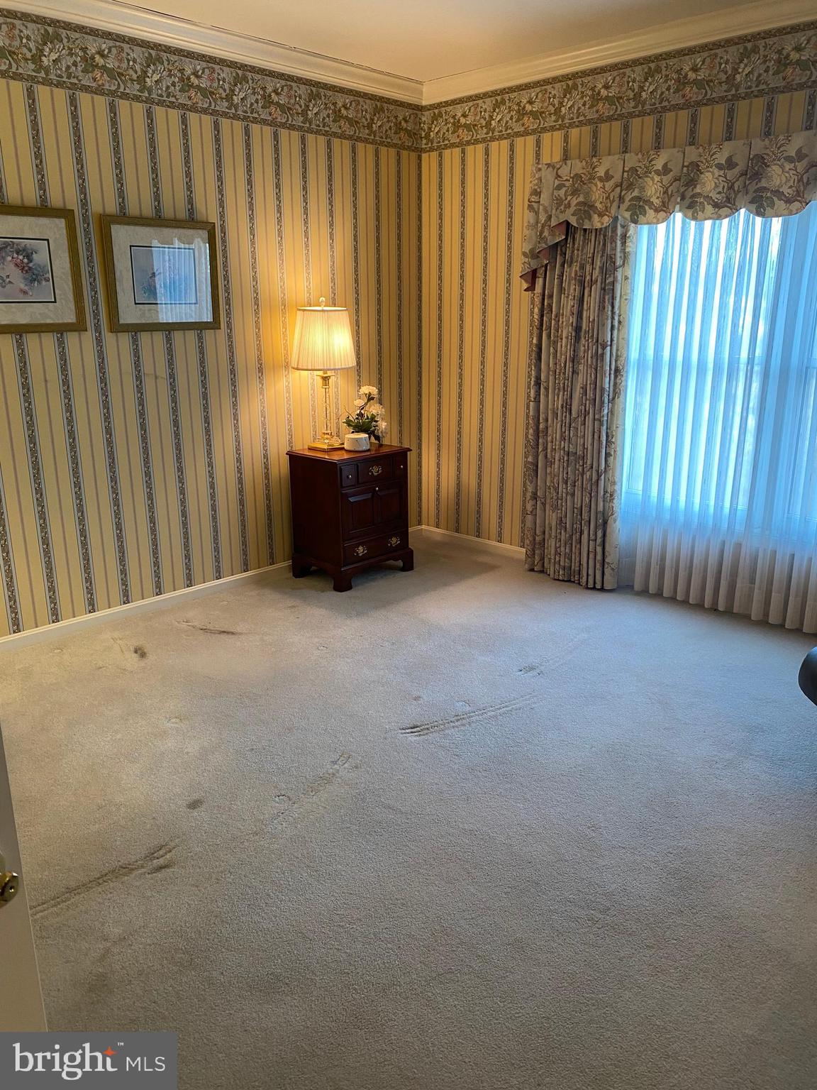 ALBERT COURTS - Residential