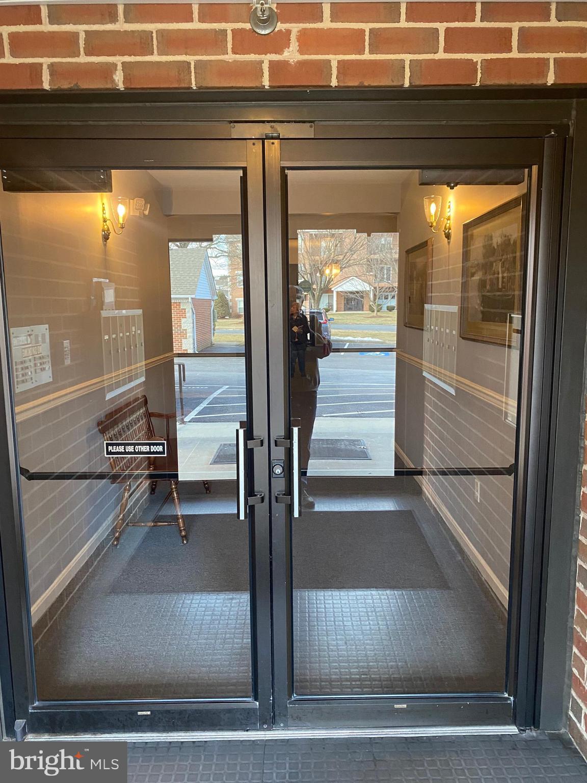 ALBERT COURTS - Residential