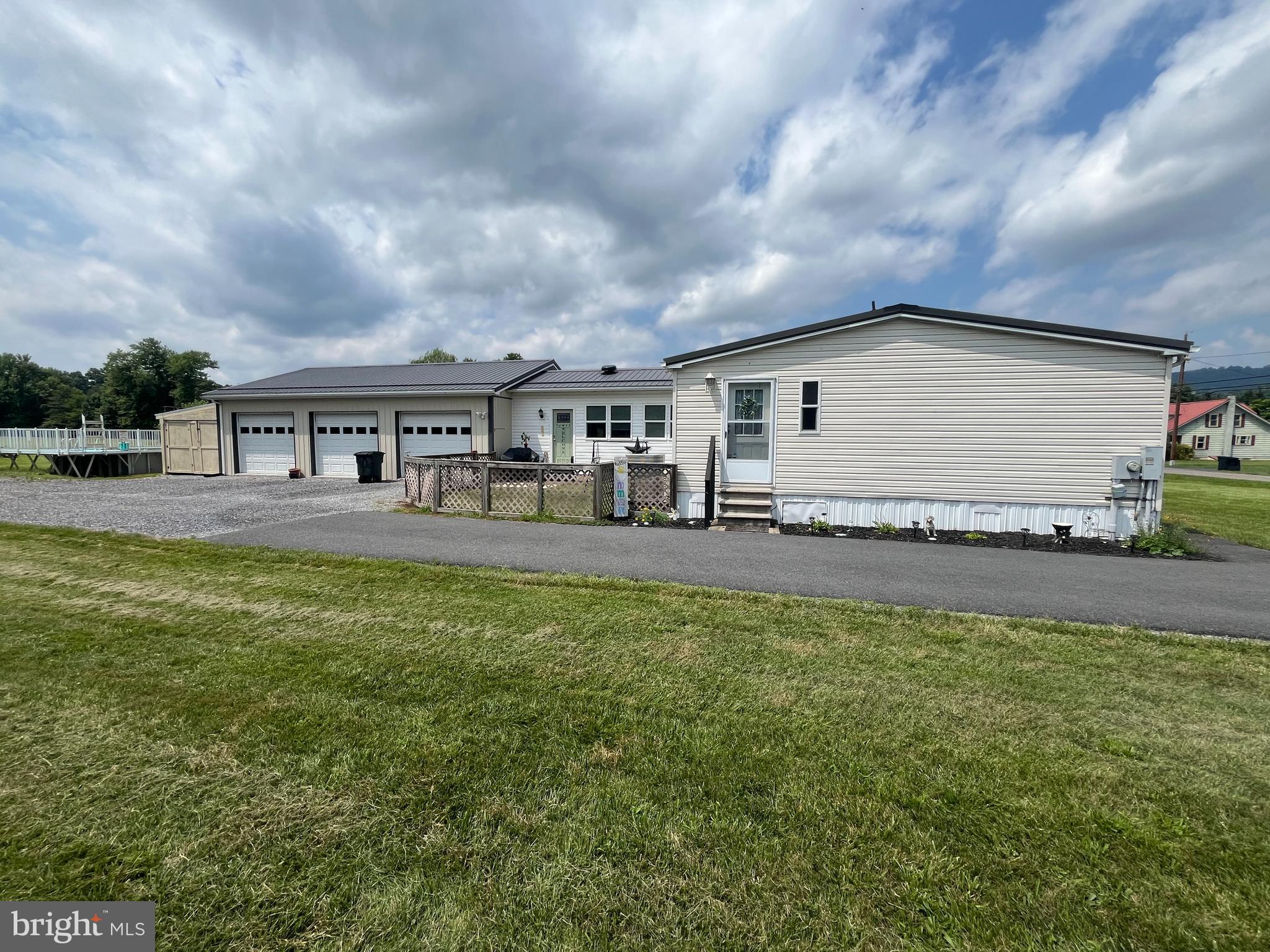 11018 MEXICO FARMS ROAD SE