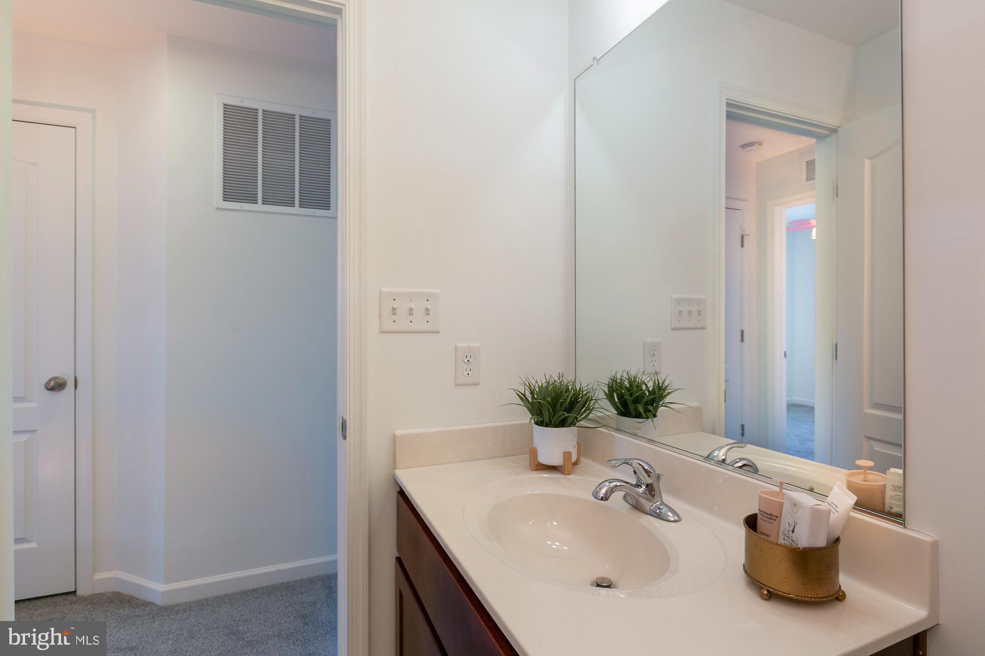 STONEBROOK VILLAGE - Residential