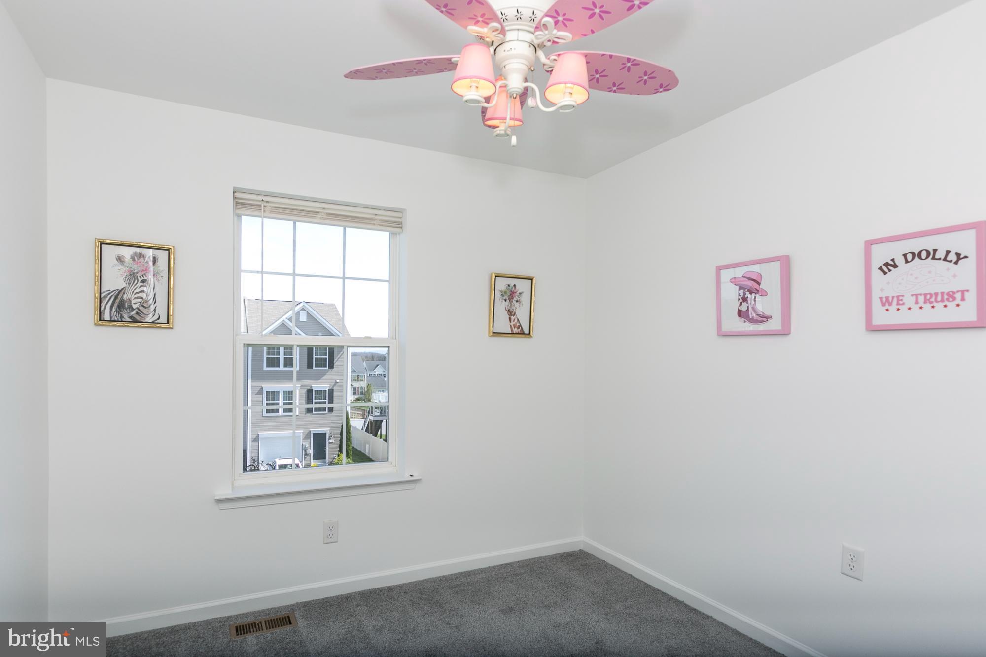 STONEBROOK VILLAGE - Residential