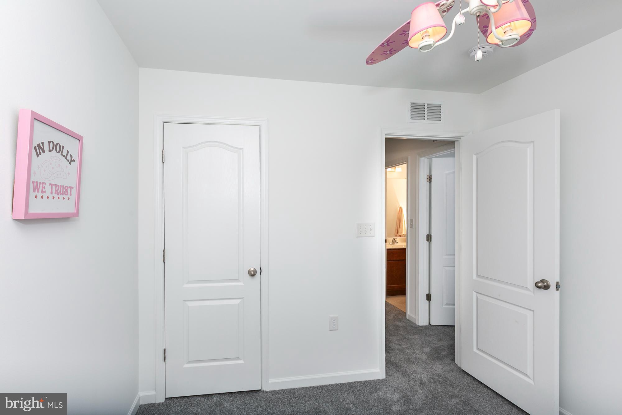 STONEBROOK VILLAGE - Residential