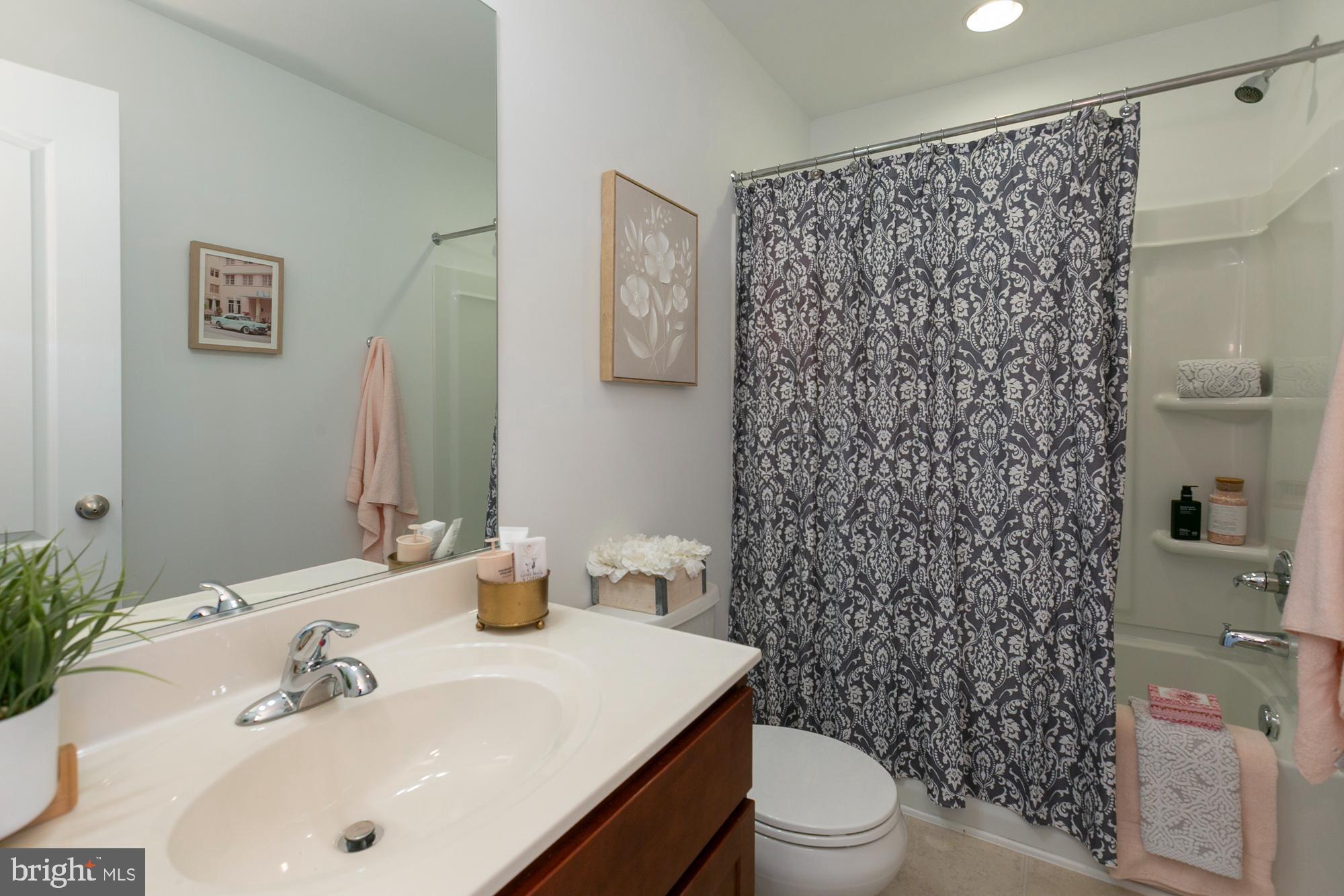 STONEBROOK VILLAGE - Residential