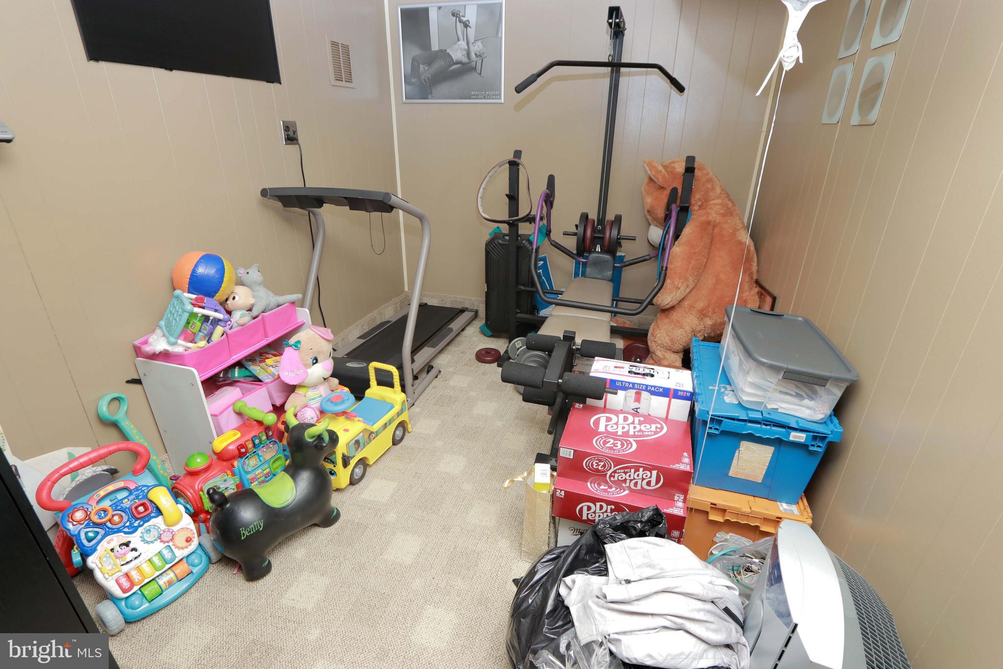ELKINS PARK - Residential