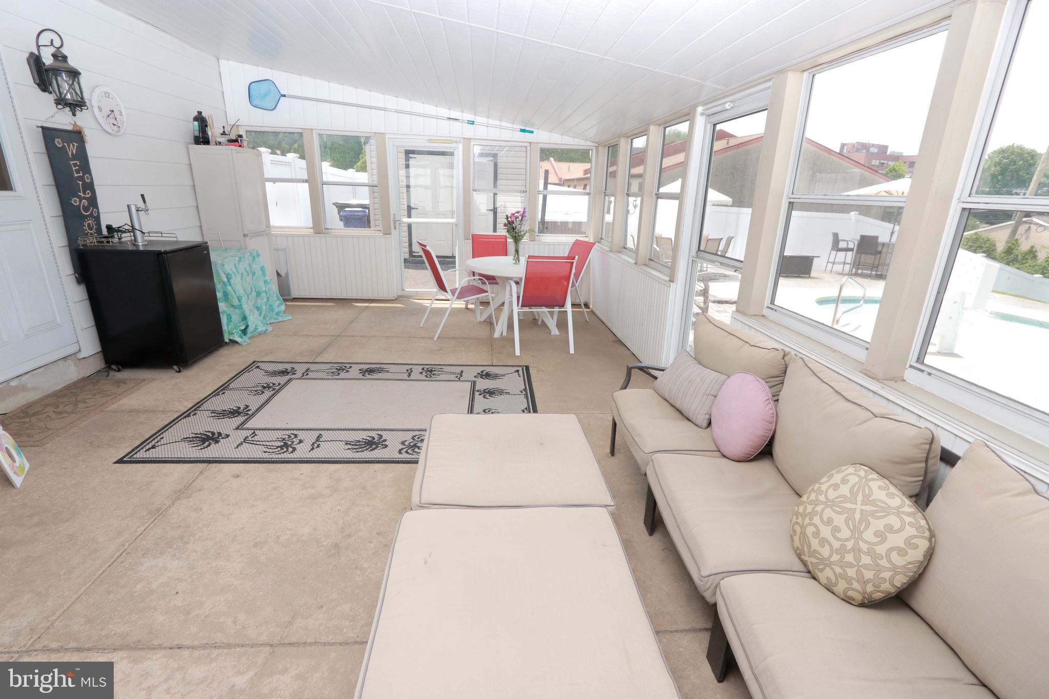 ELKINS PARK - Residential