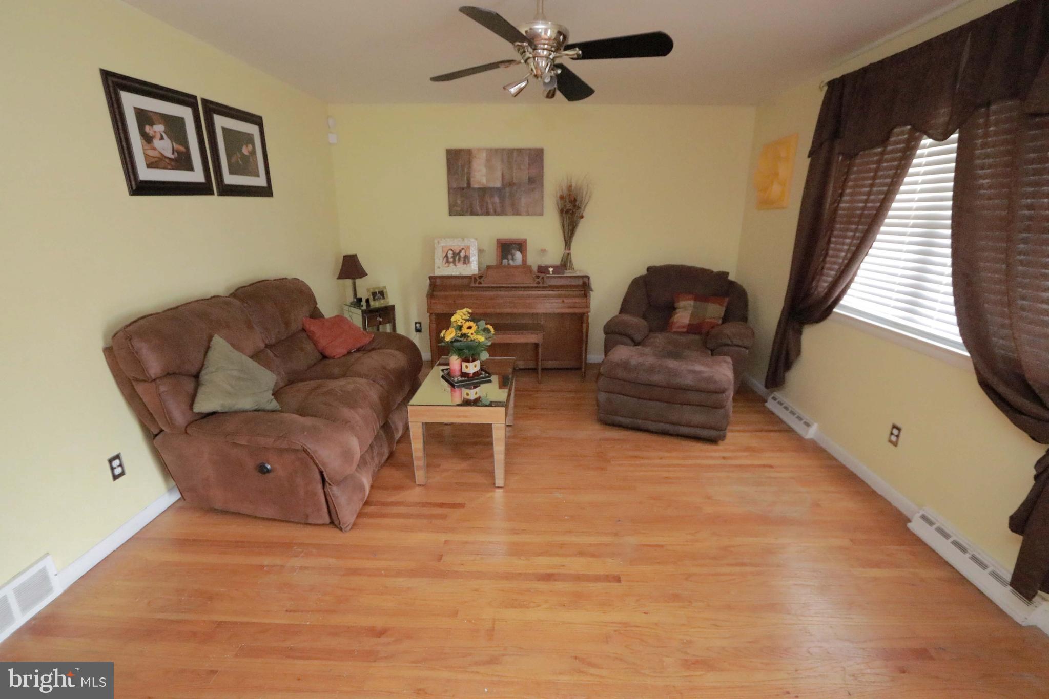 ELKINS PARK - Residential