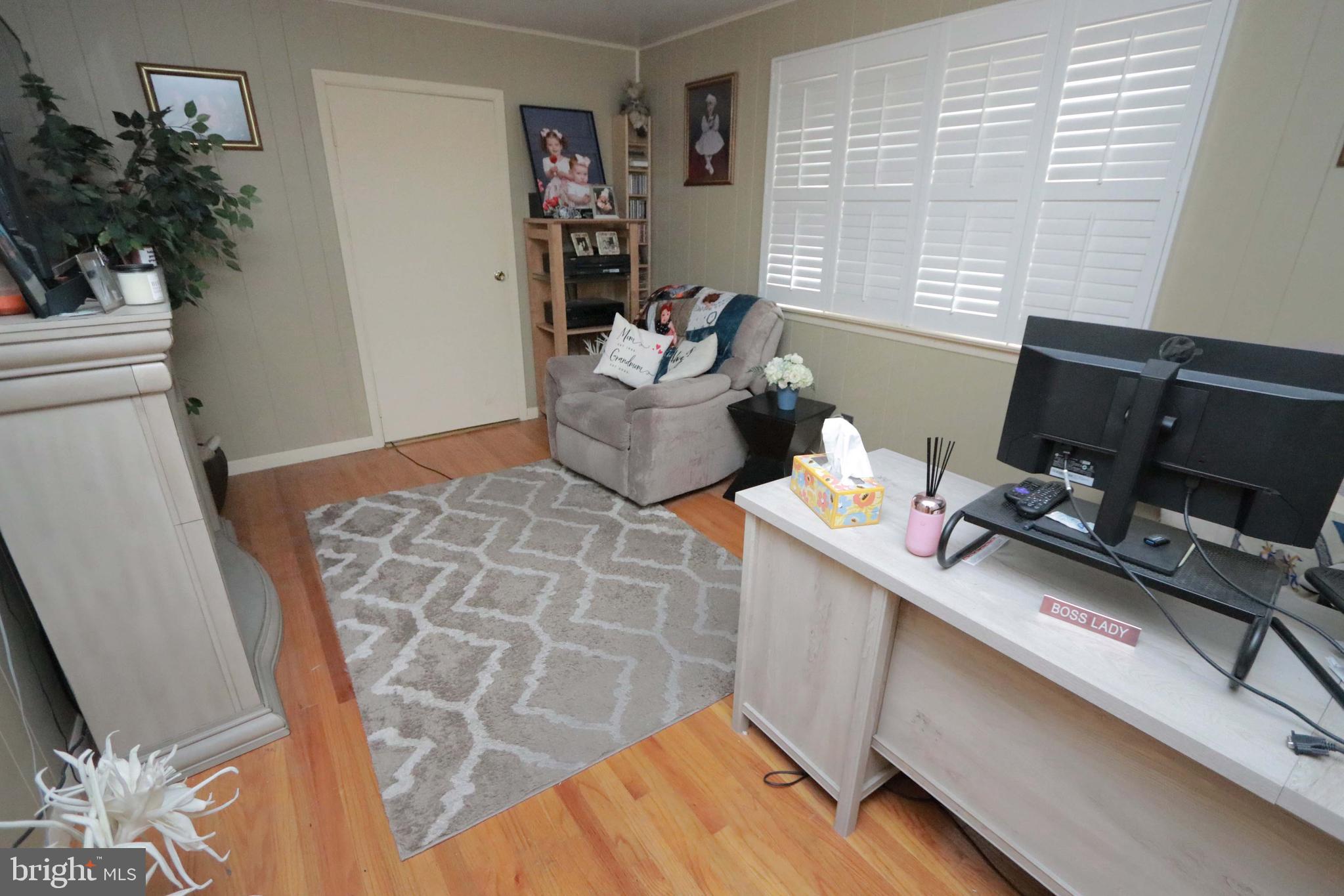 ELKINS PARK - Residential