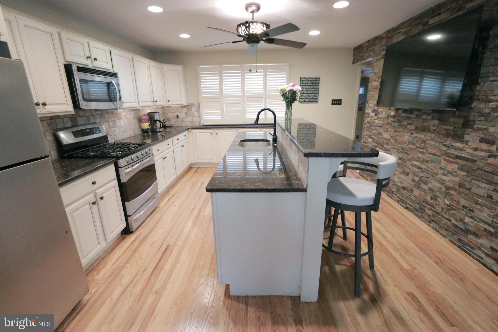 ELKINS PARK - Residential