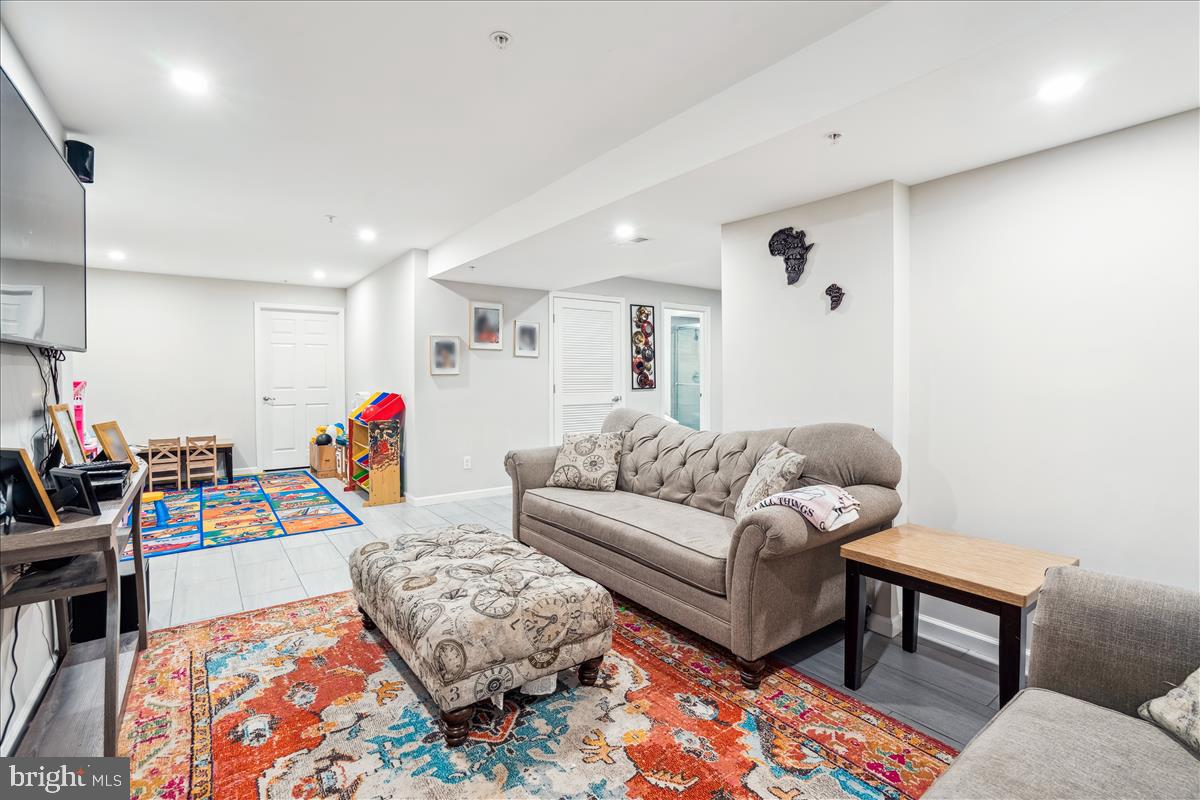 THE VILLAGES AT WELLINGTON - Residential