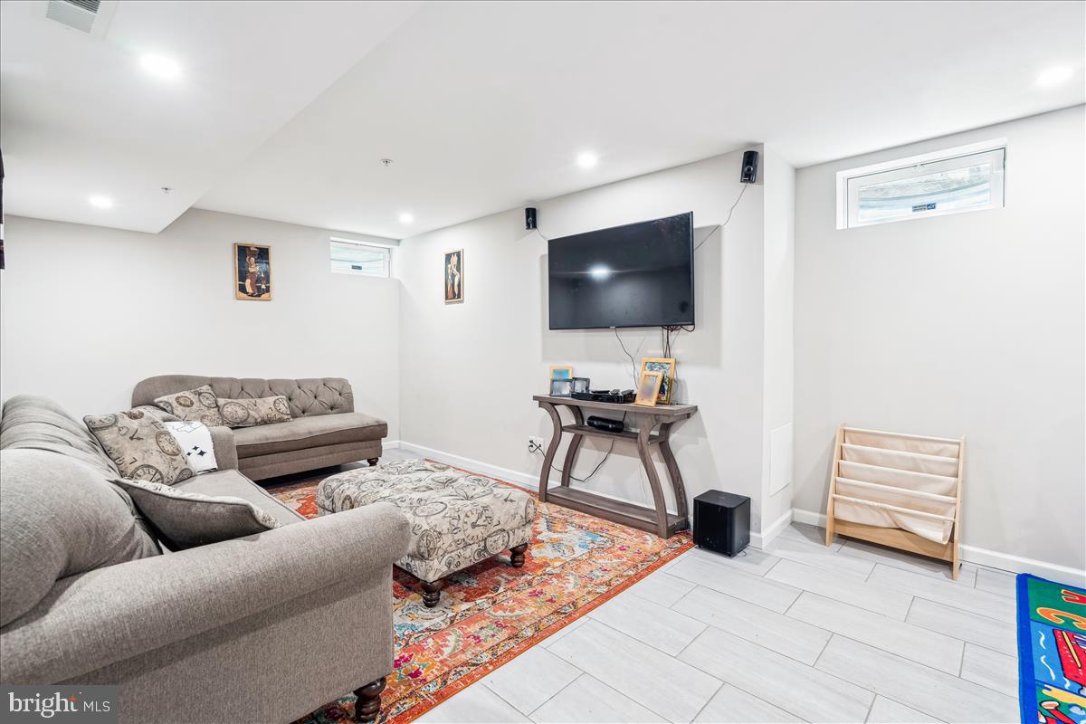 THE VILLAGES AT WELLINGTON - Residential