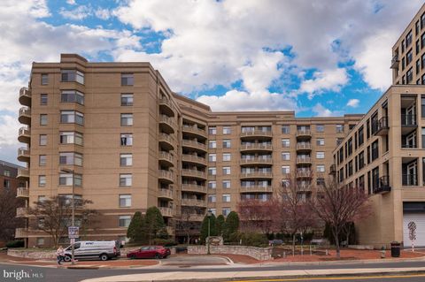 Photo of 7111 Woodmont Avenue #713, Chevy Chase, MD 20815 (MLS # MDMC2121738)