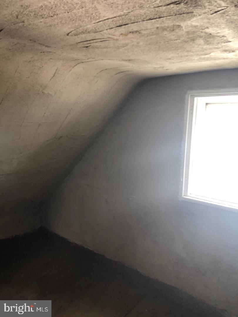 CLAYBROOKE - Residential