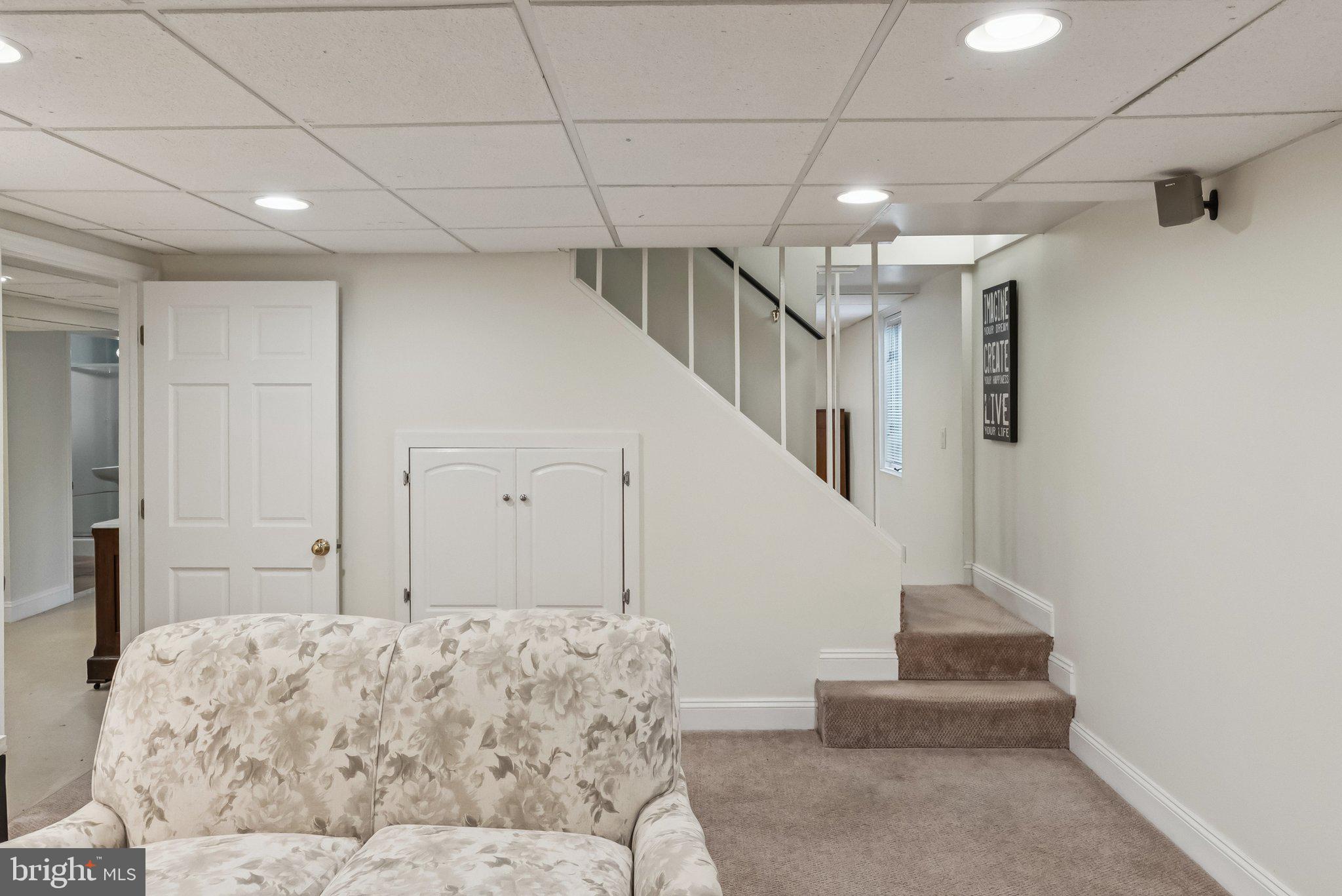 GREENWICH FOREST - Residential