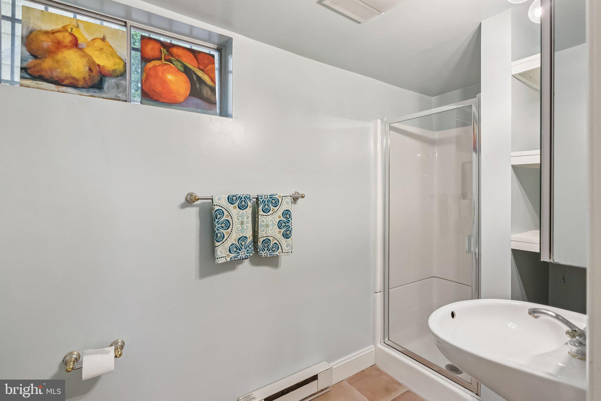 GREENWICH FOREST - Residential