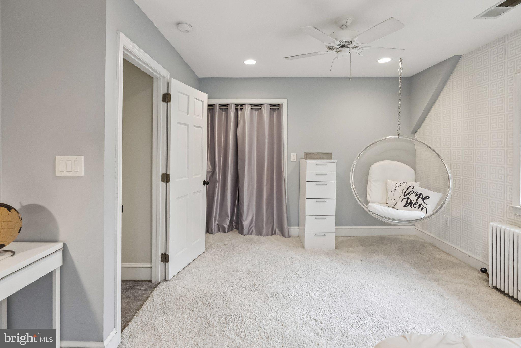 GREENWICH FOREST - Residential