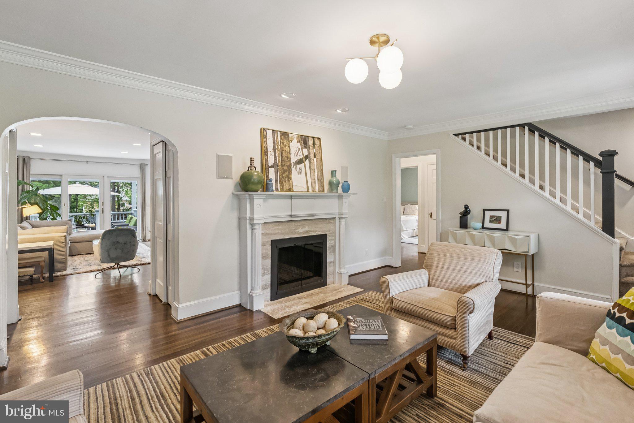 GREENWICH FOREST - Residential