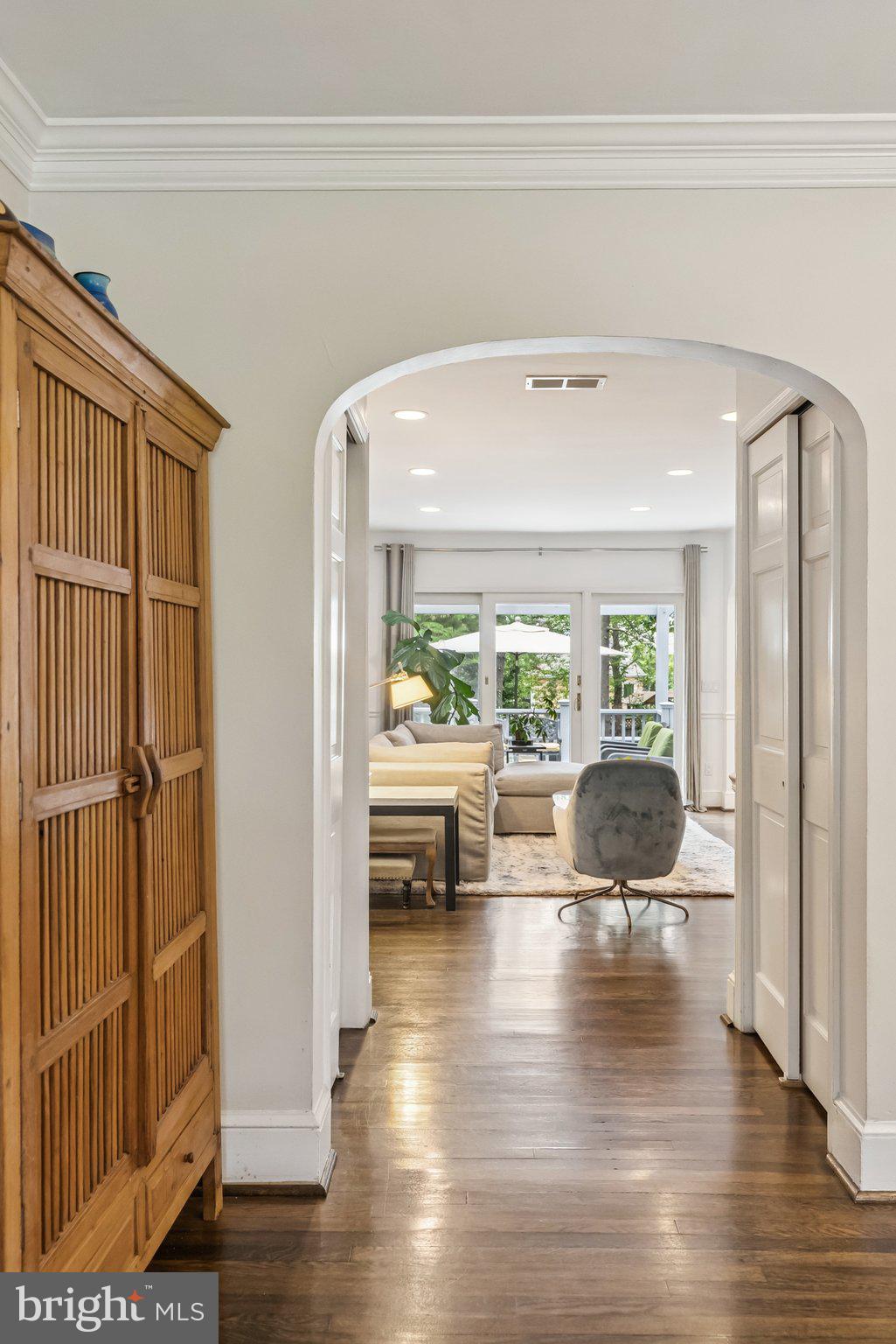 GREENWICH FOREST - Residential