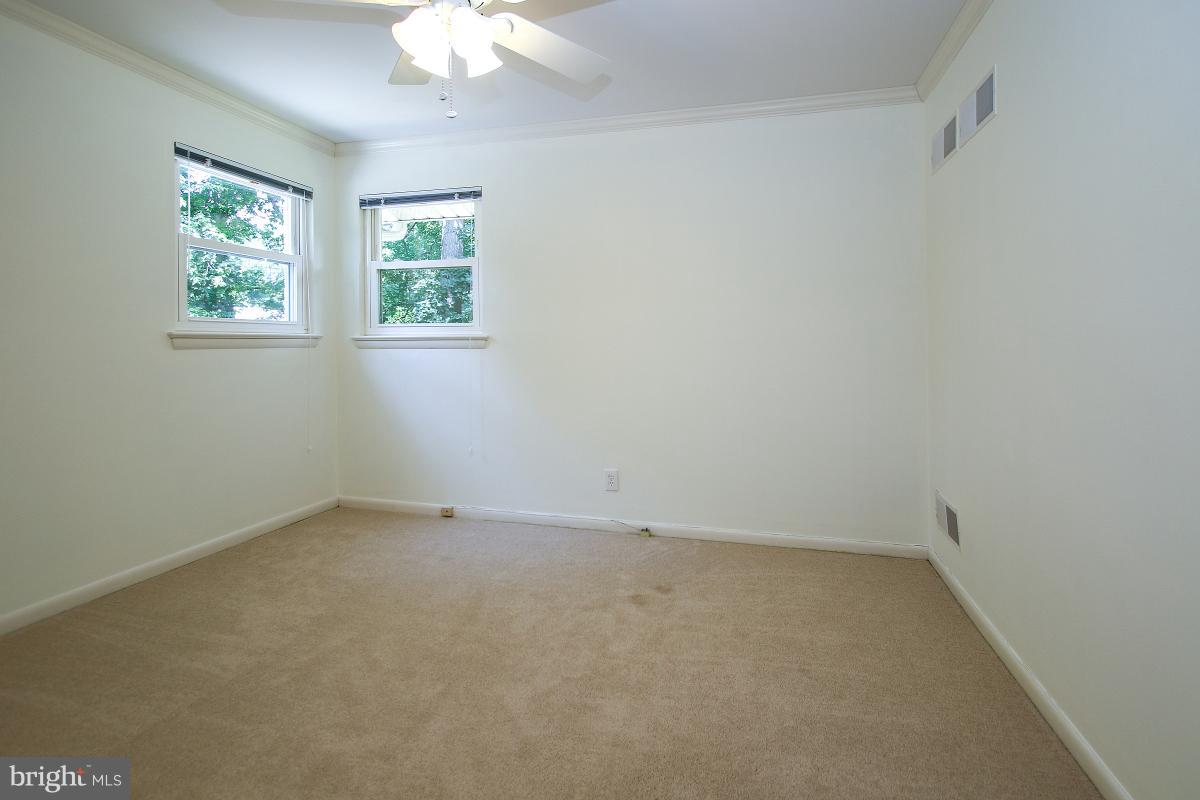 GREEN TREE MANOR - Residential