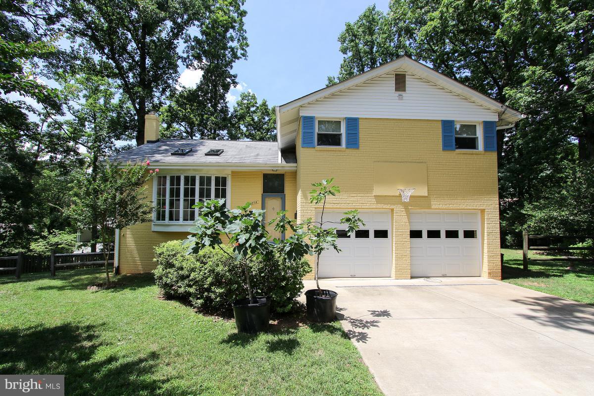 GREEN TREE MANOR - Residential