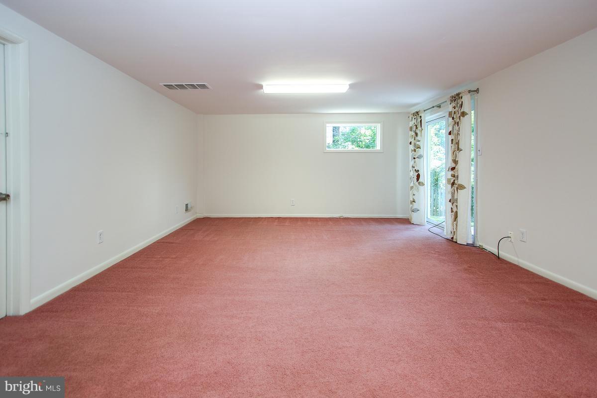 GREEN TREE MANOR - Residential