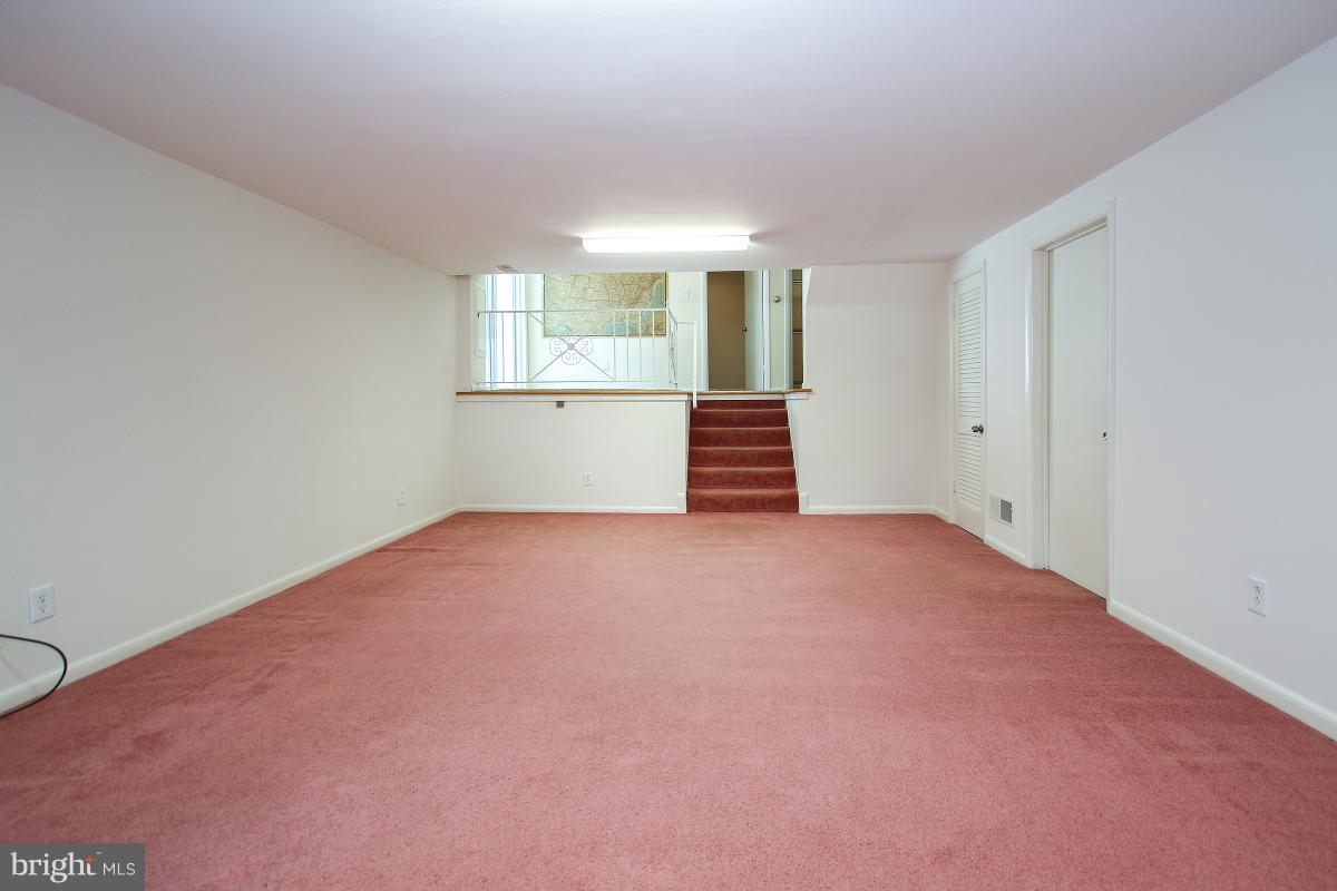 GREEN TREE MANOR - Residential