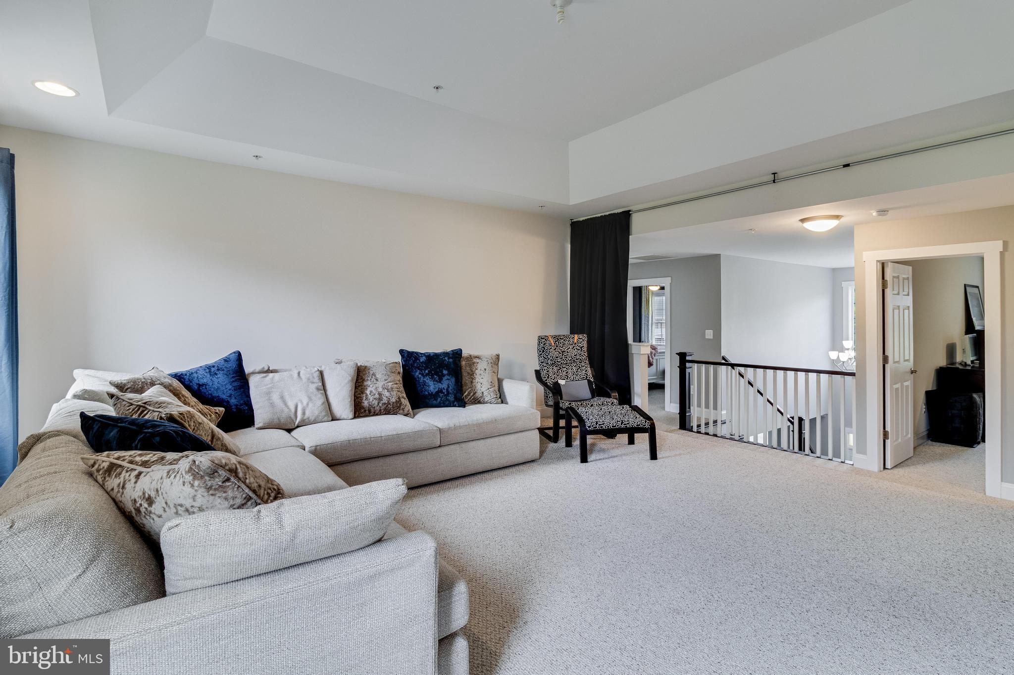 HIGHLAND FARM - Residential