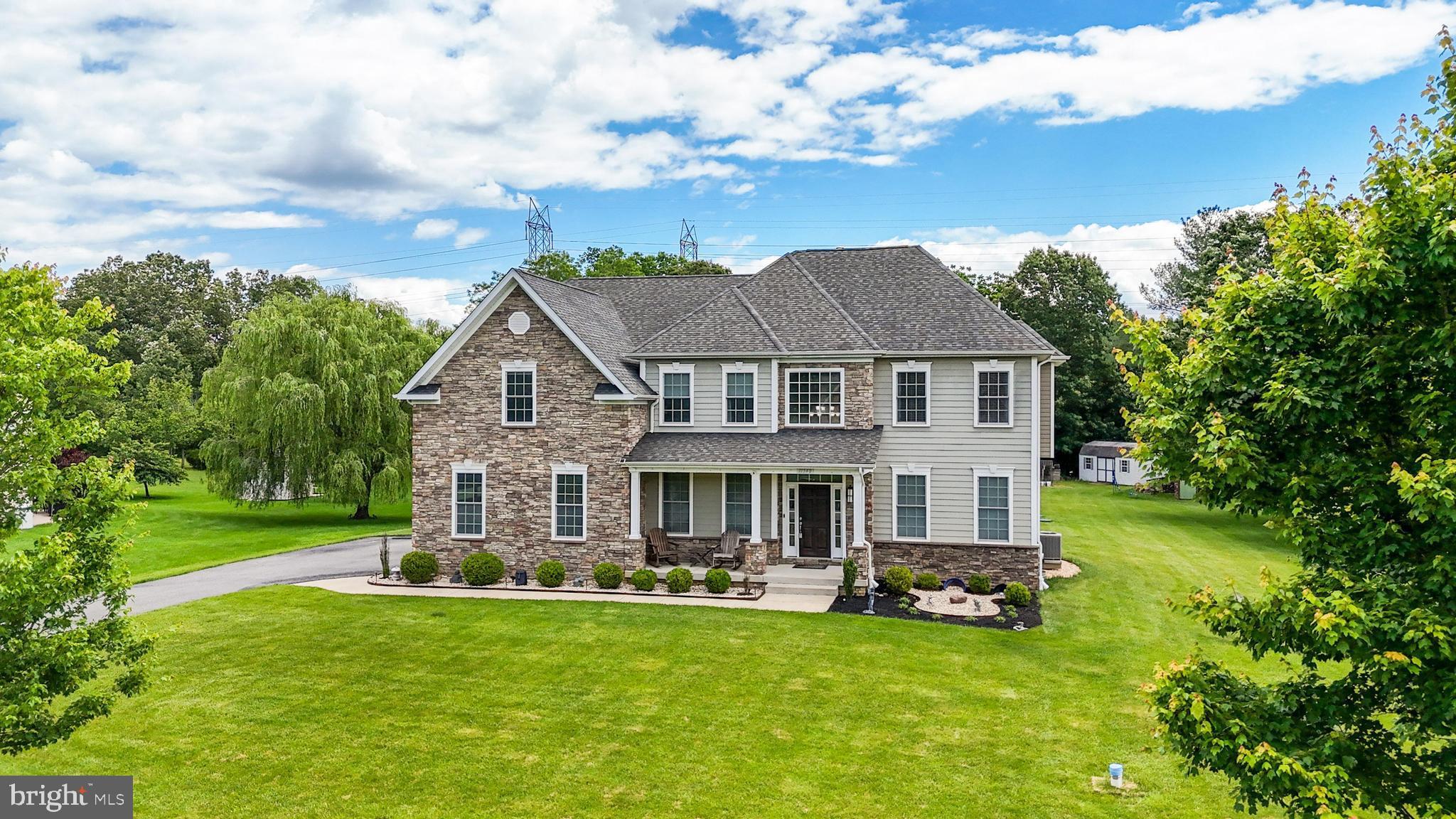 HIGHLAND FARM - Residential