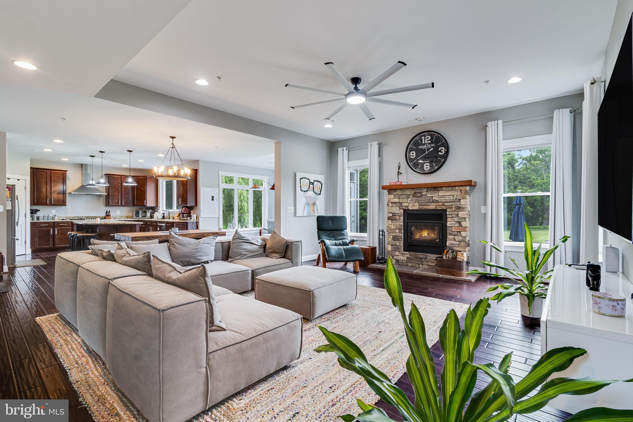 HIGHLAND FARM - Residential