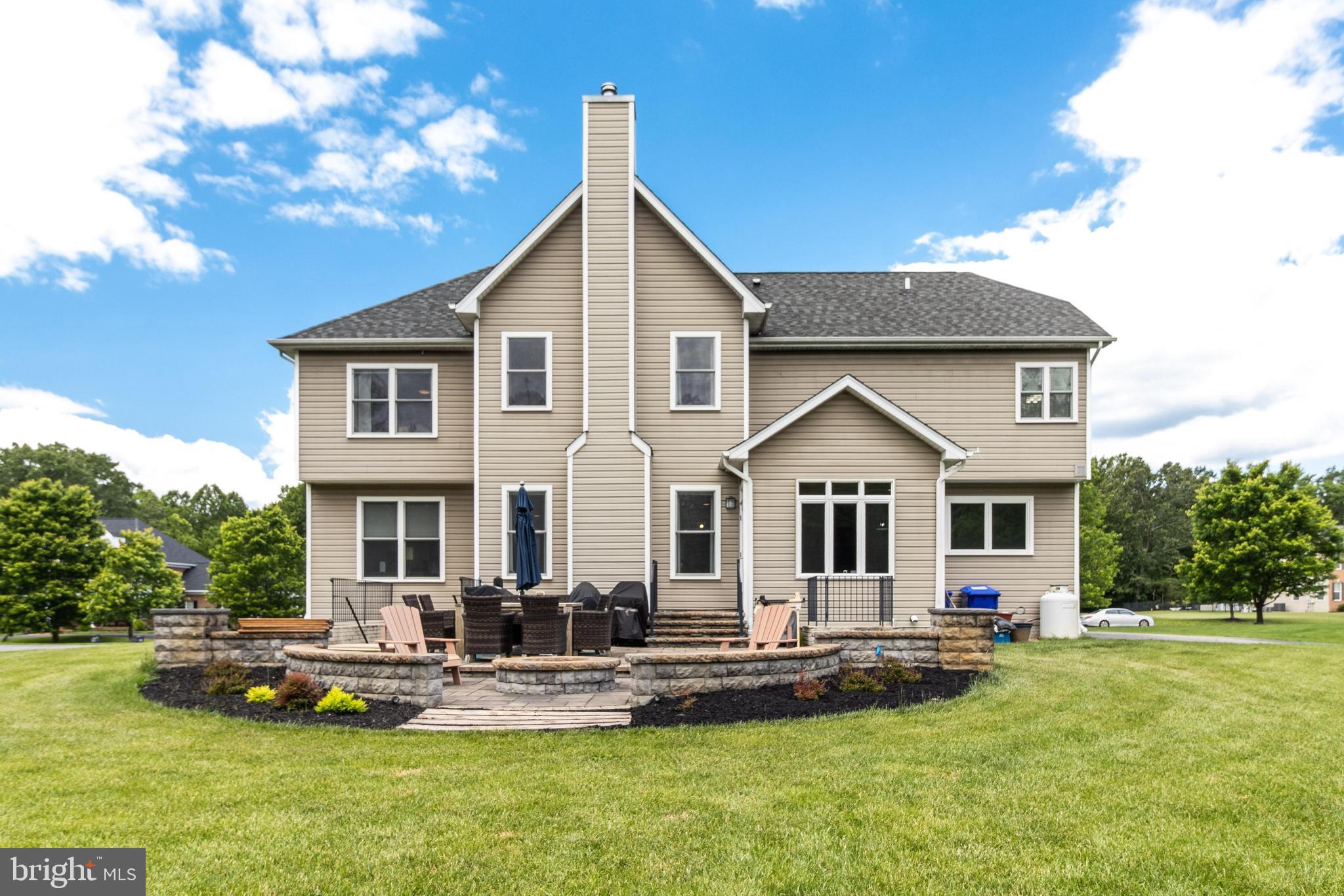 HIGHLAND FARM - Residential