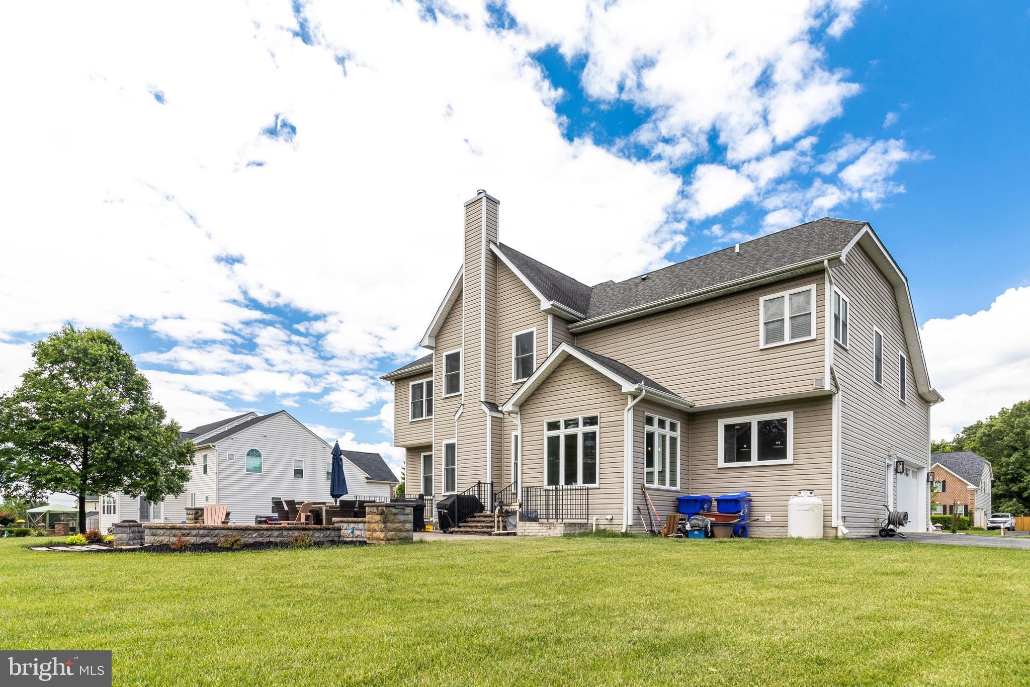 HIGHLAND FARM - Residential