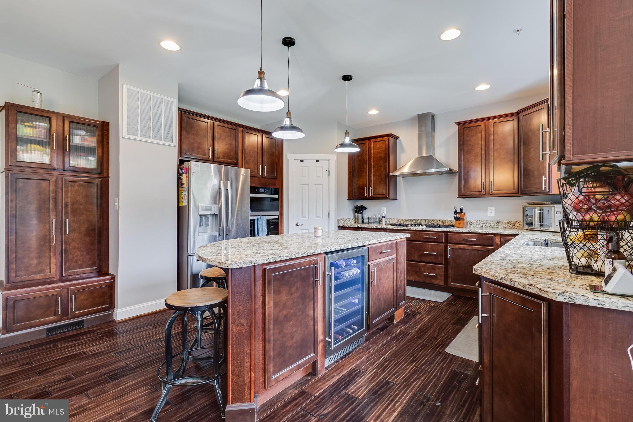 HIGHLAND FARM - Residential