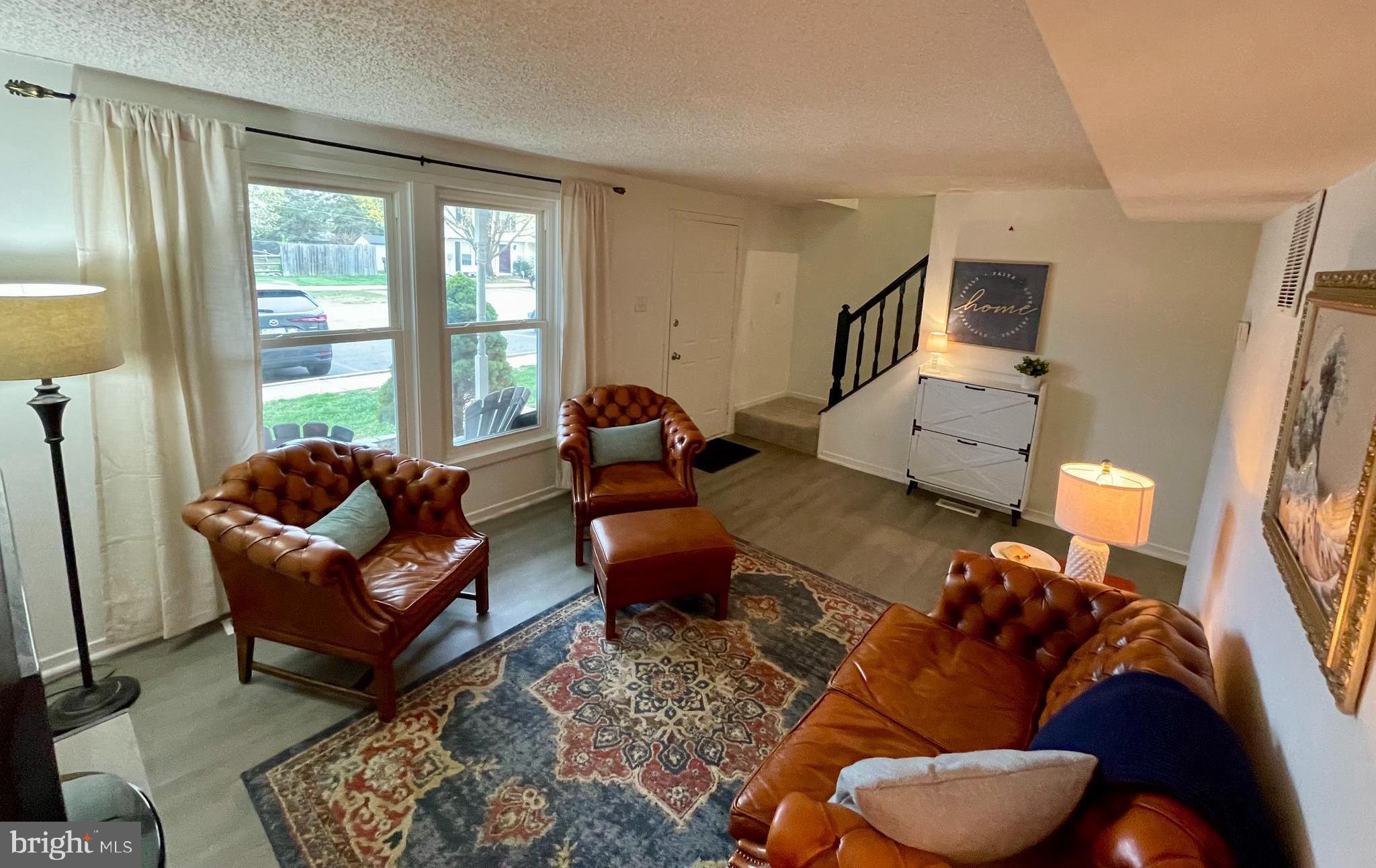 ROLLING MEADOWS - Residential