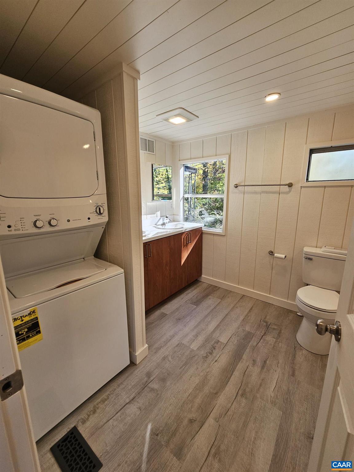 UNKNOWN - Residential Lease