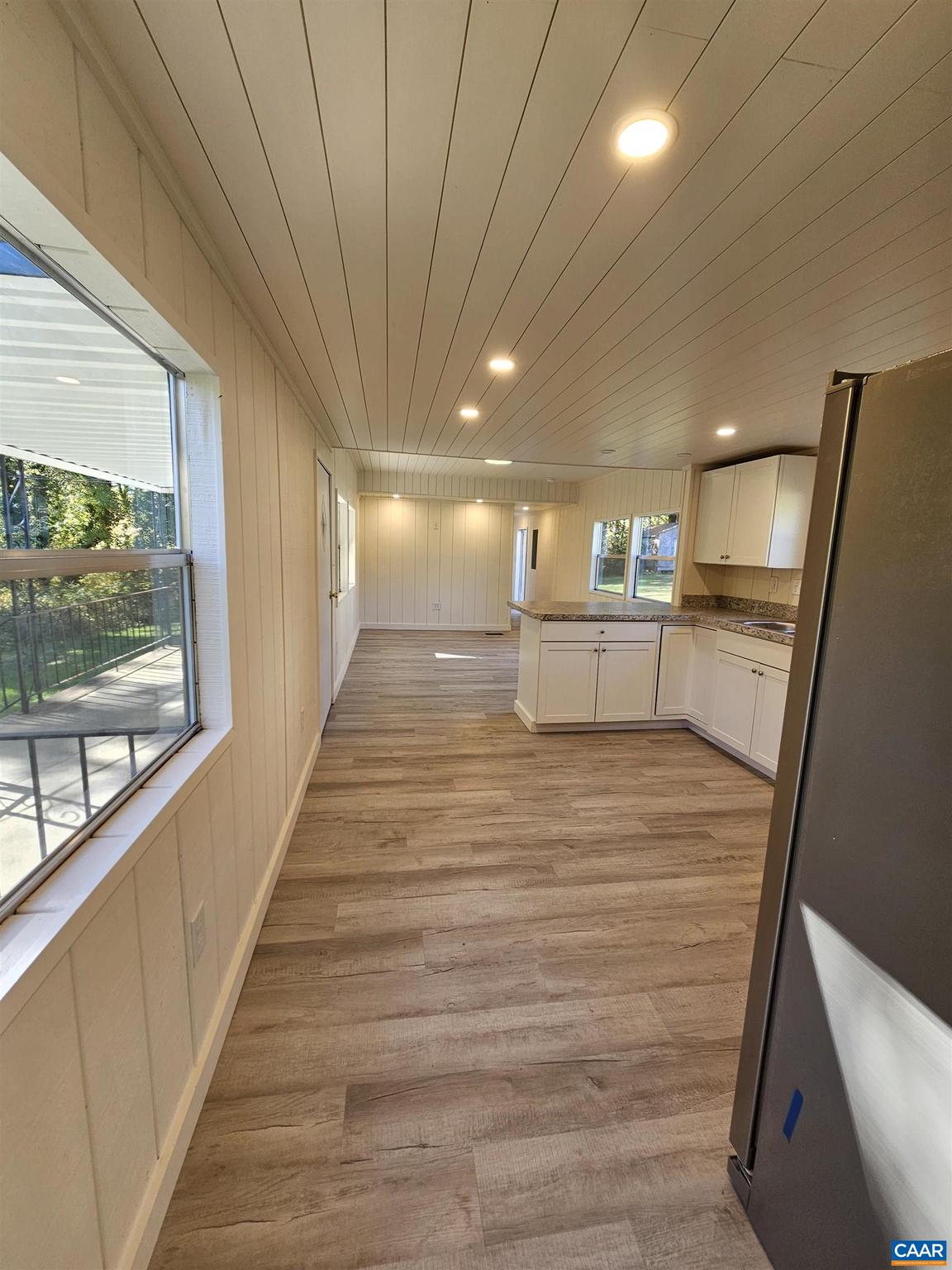 UNKNOWN - Residential Lease